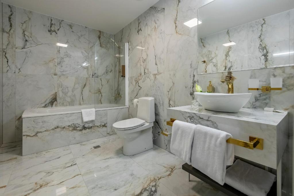 Junior Suite Capacity 1 One Bedroom