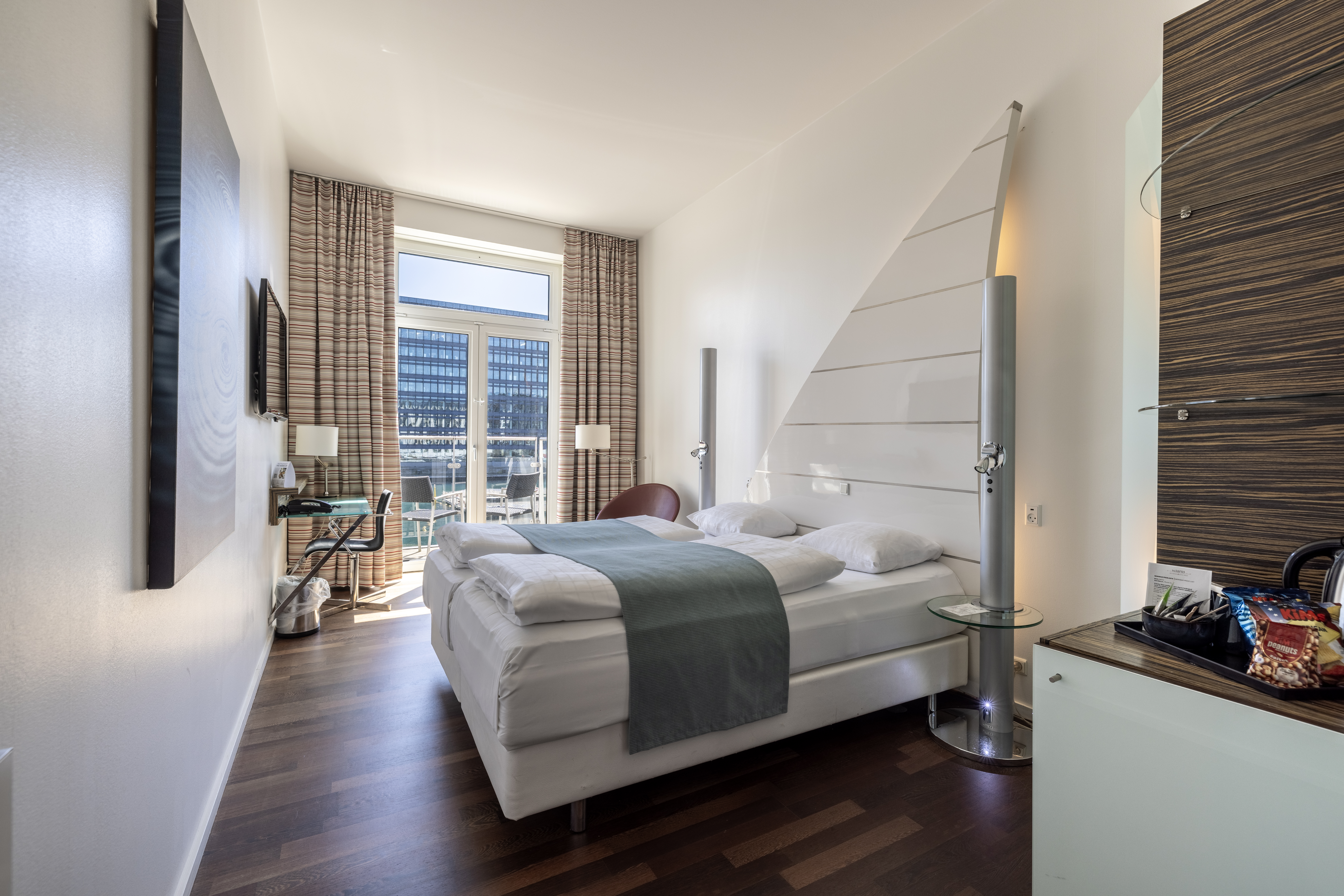 Twin Two Beds