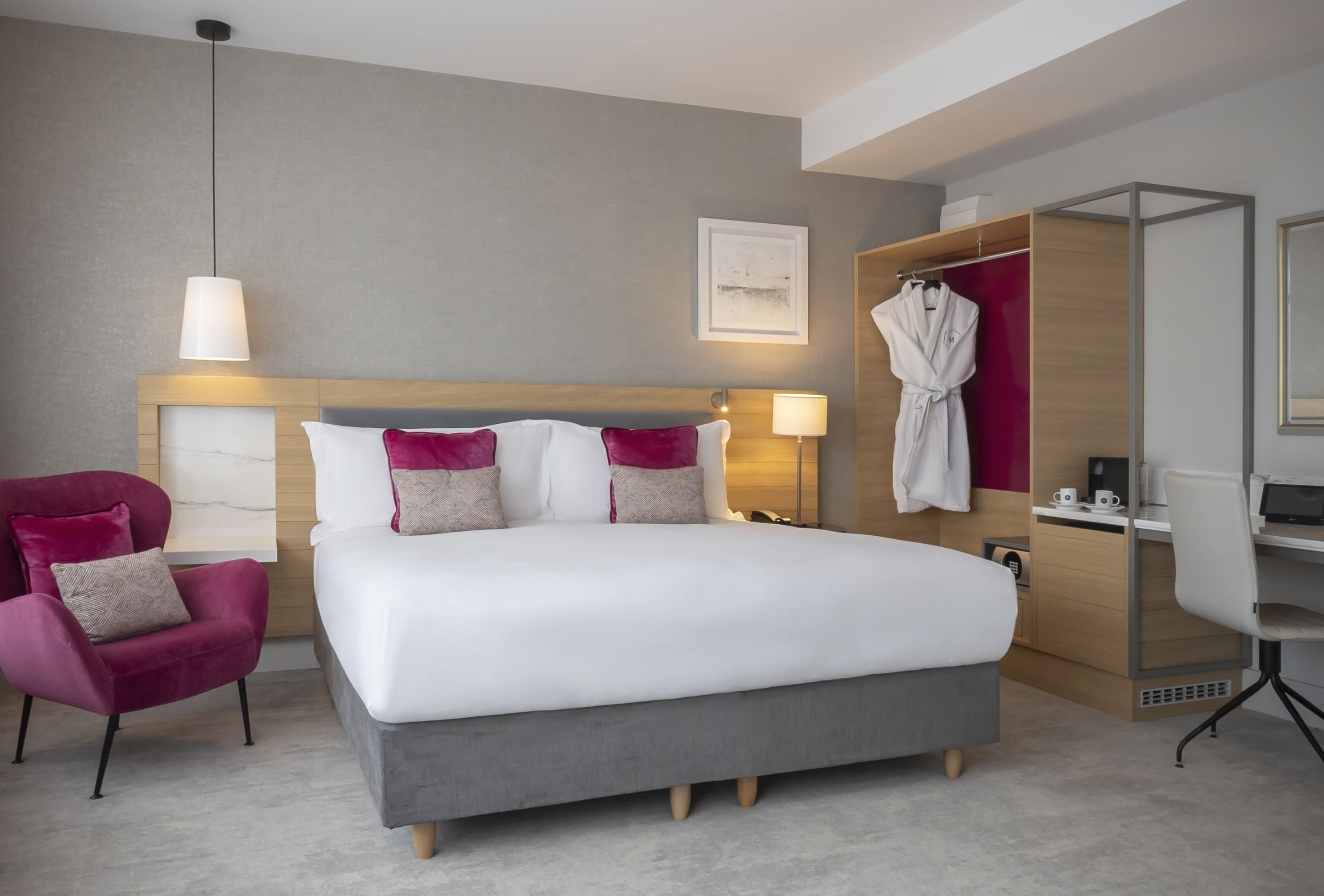 Double Deluxe King Bed