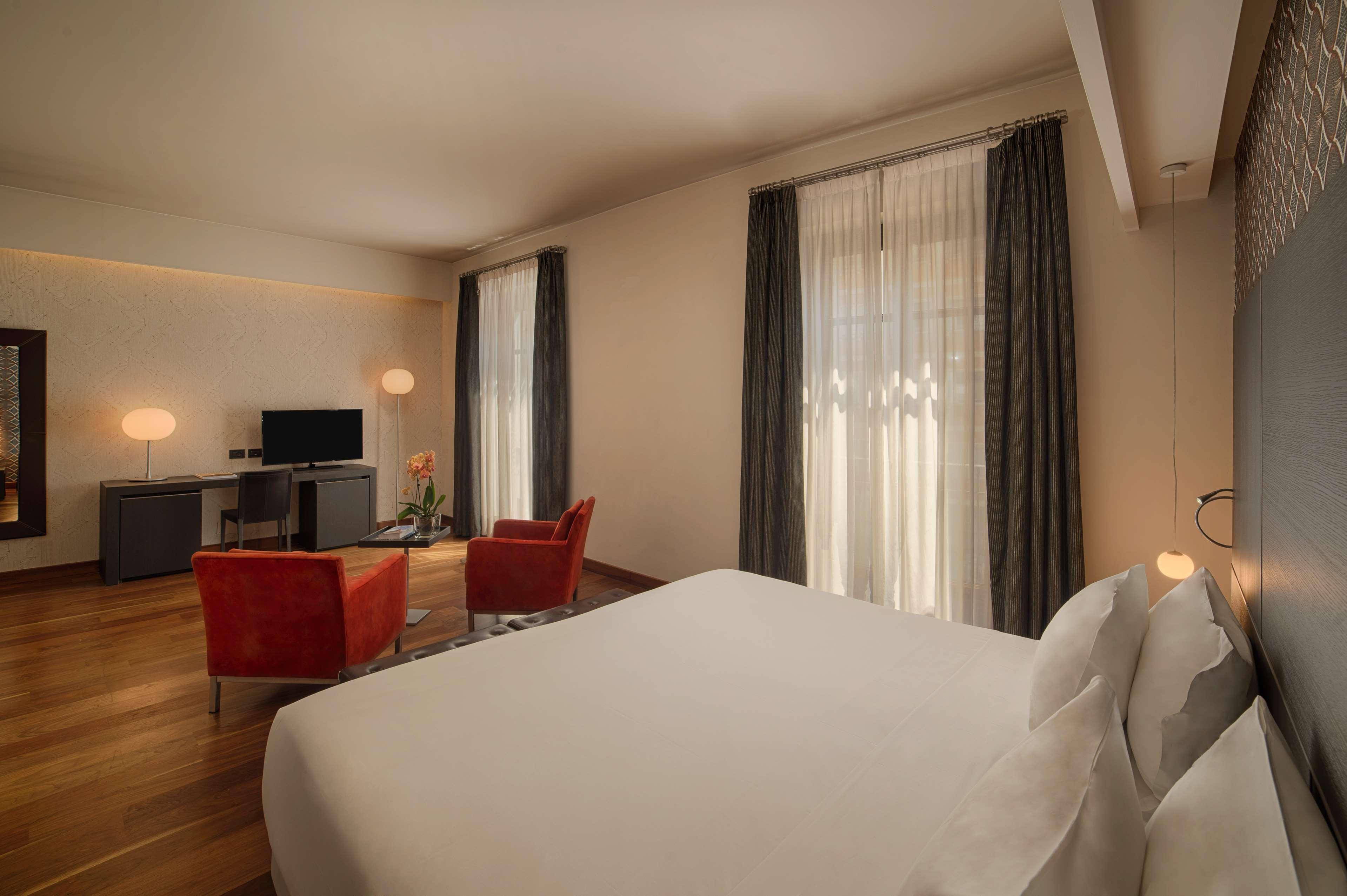 Family Room Capacity 2