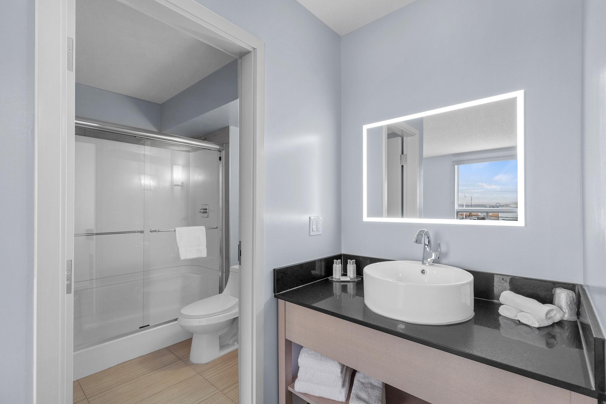 Suite with Kitchenette