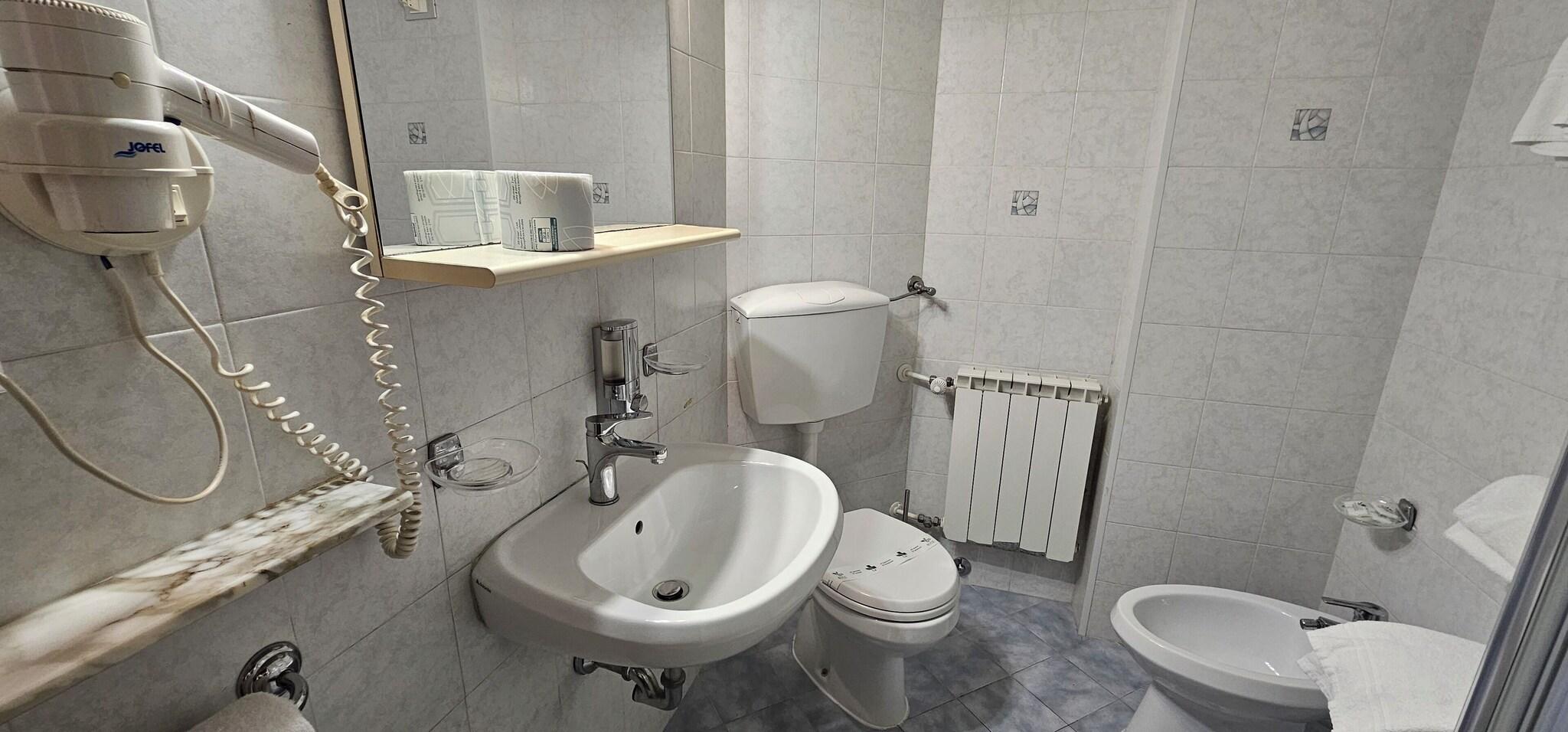 Family Room Three Beds