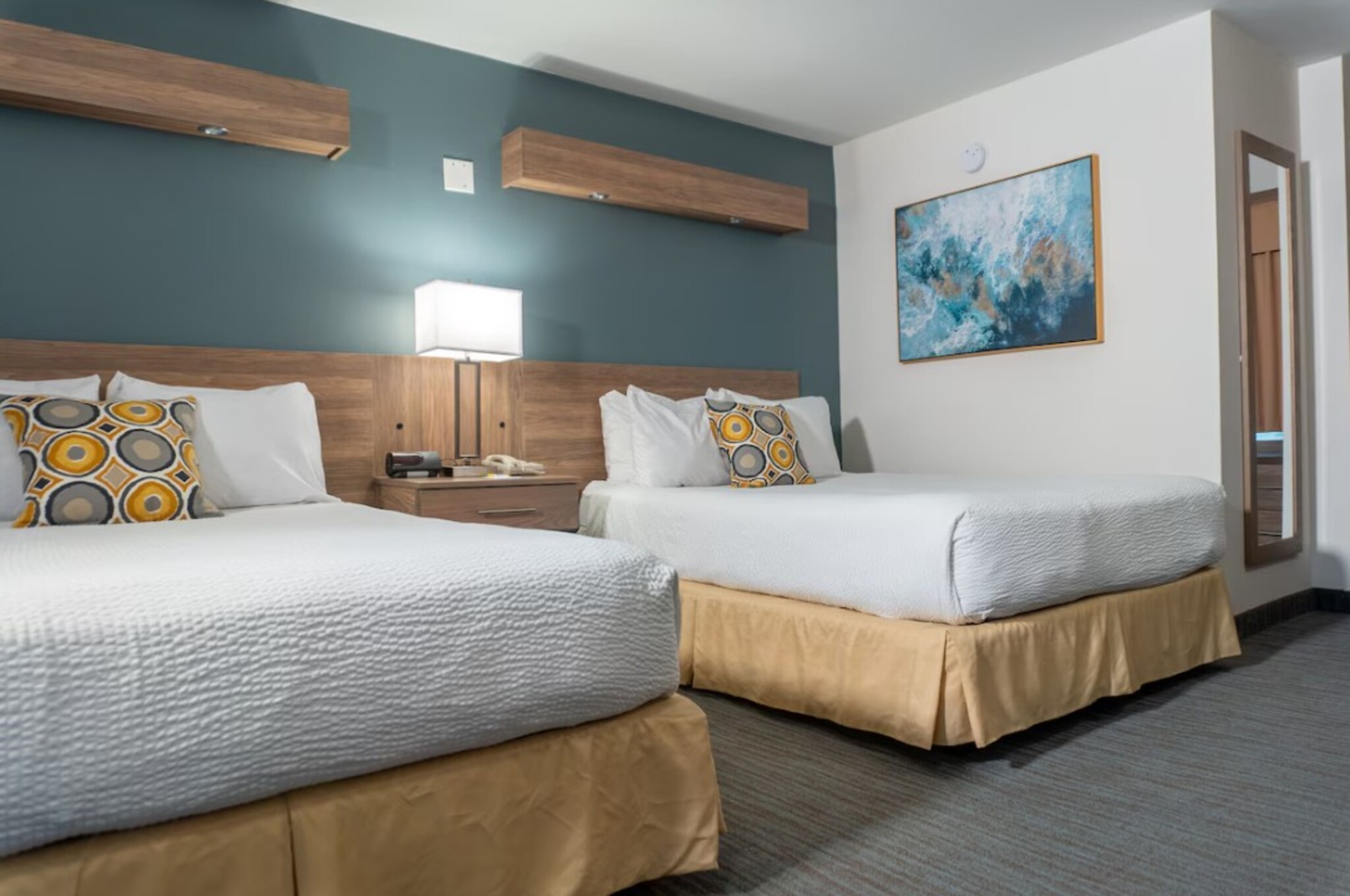 Quadruple Two Queen Beds