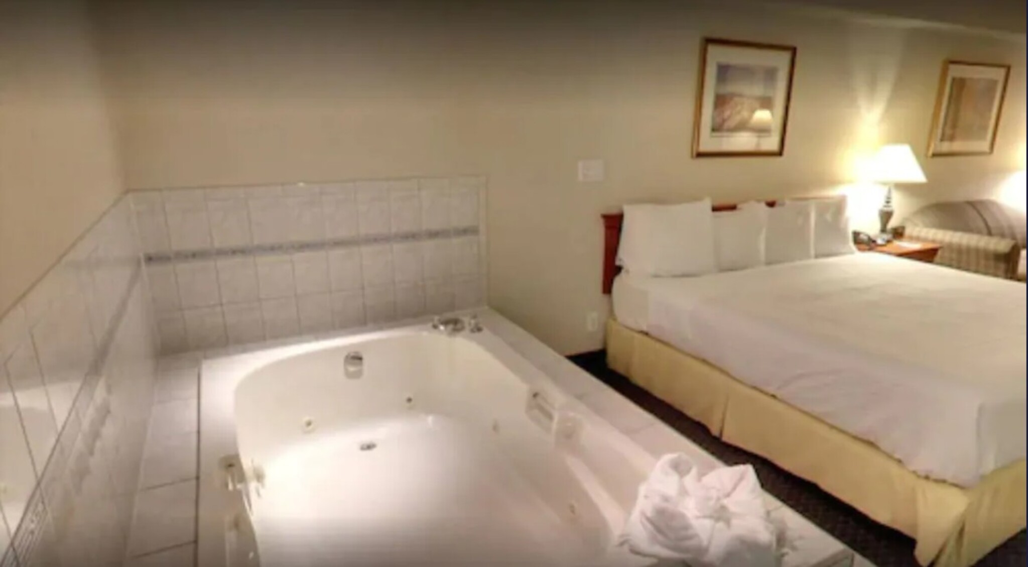 Room King Bed Non Smoking