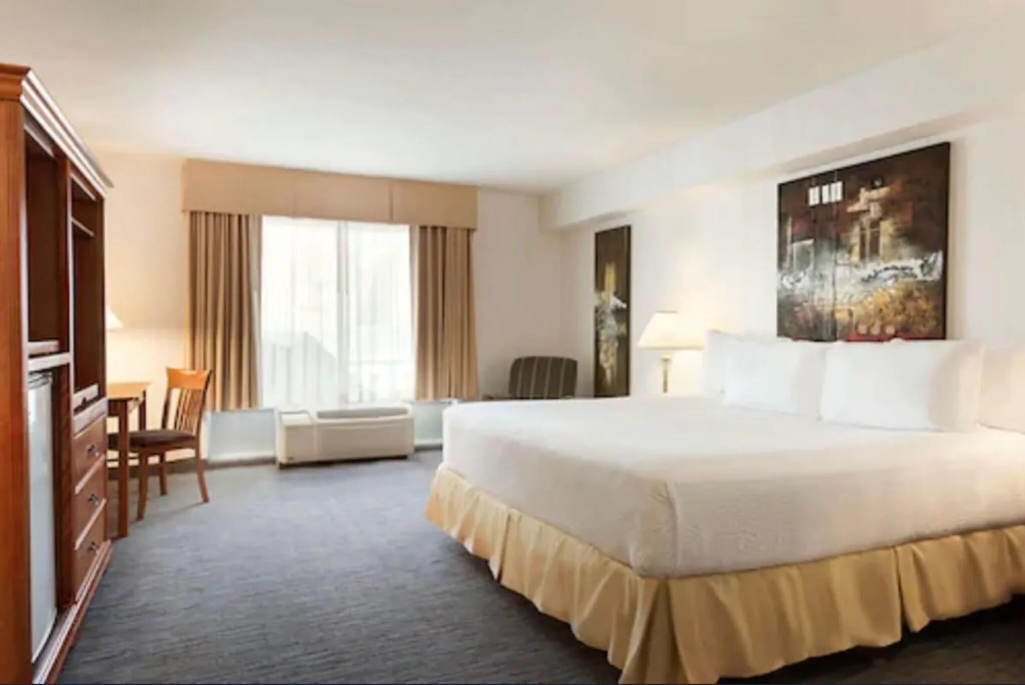 Double King Bed Non Smoking