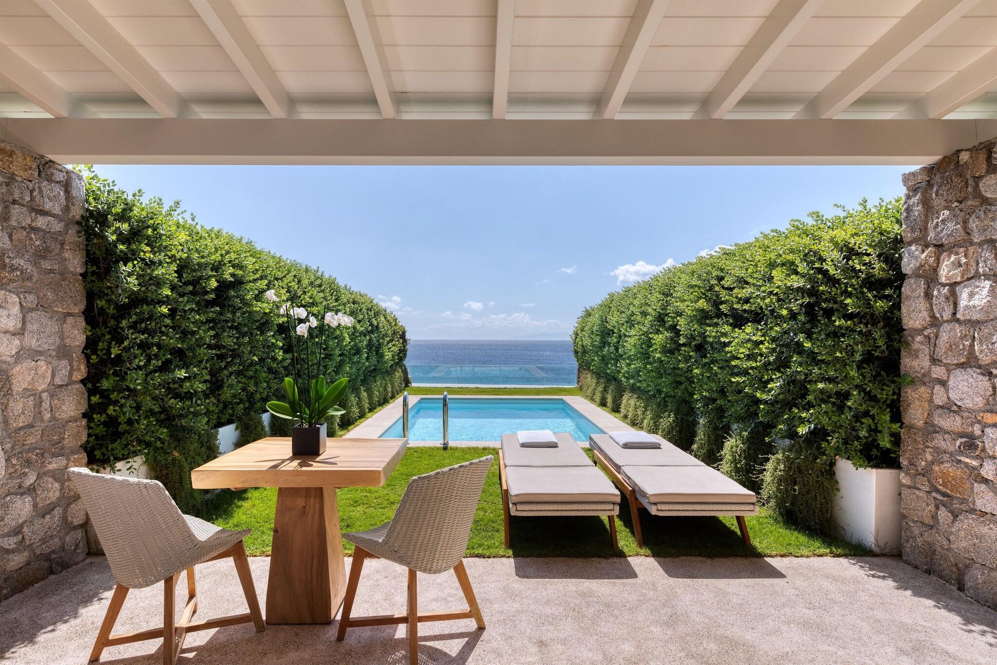 Suite Sea View with Private Pool