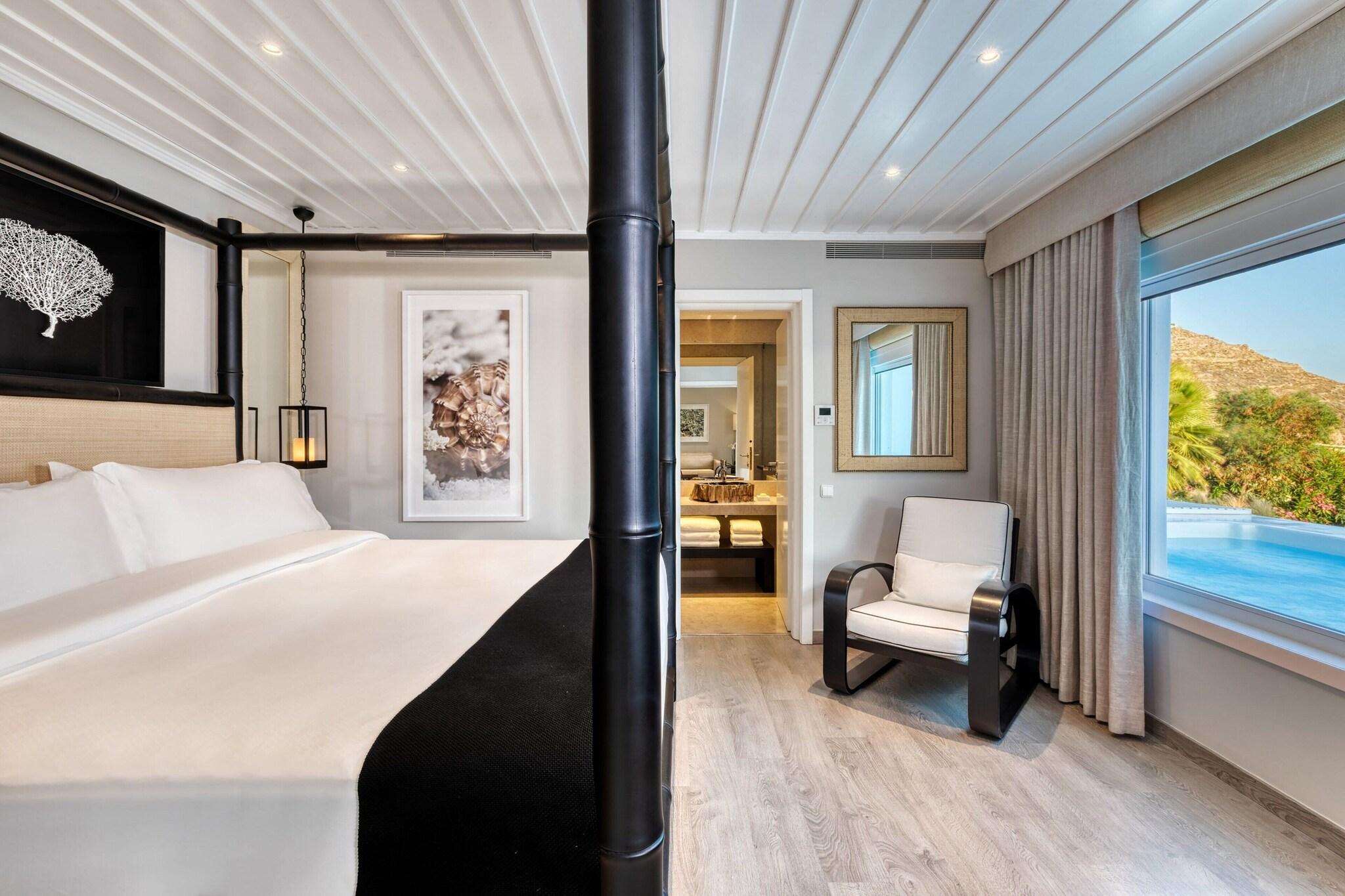 Suite Sea View with Private Pool