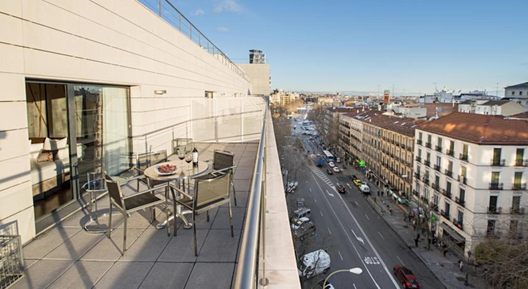 Twin Superior with Terrace