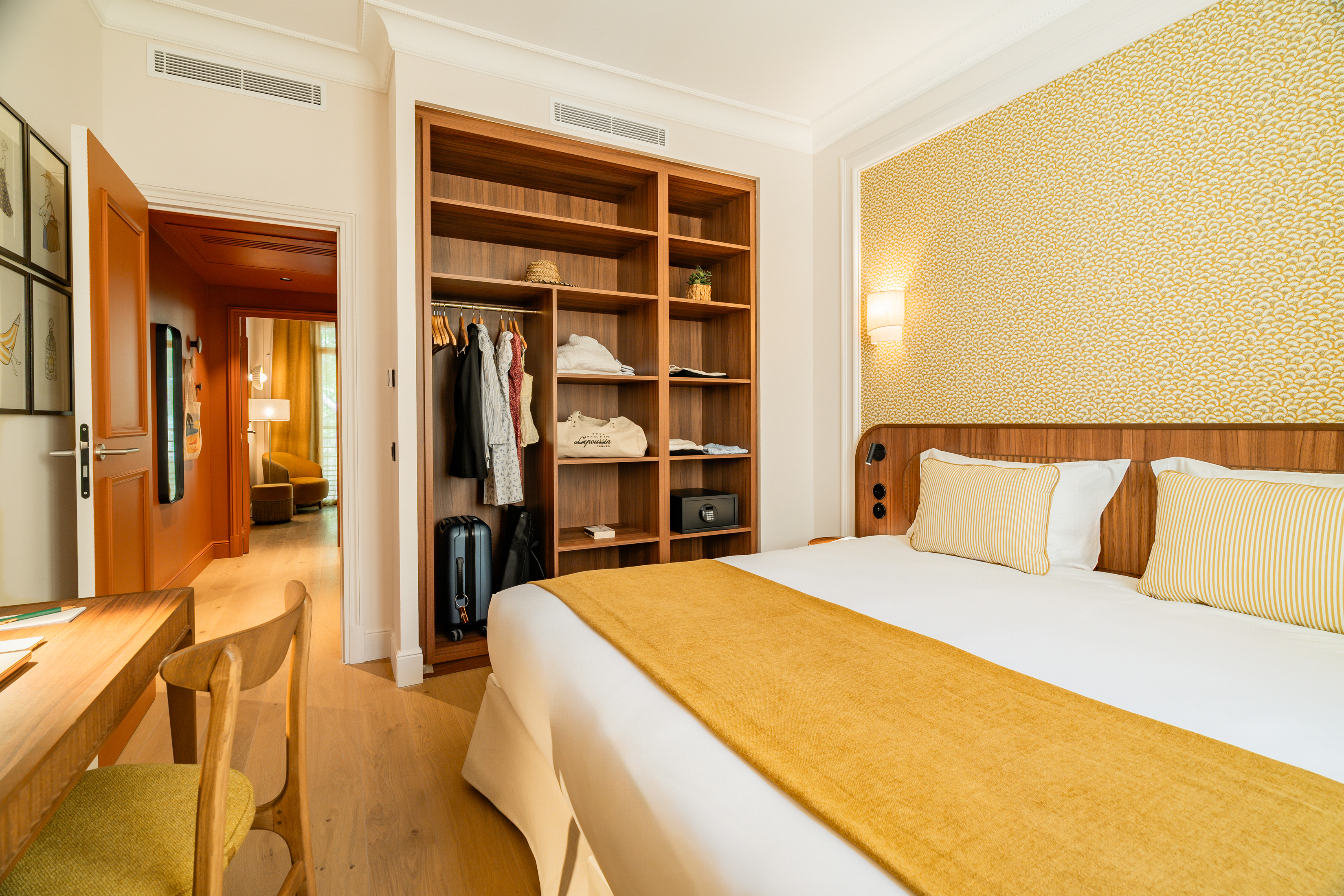 Room Premium