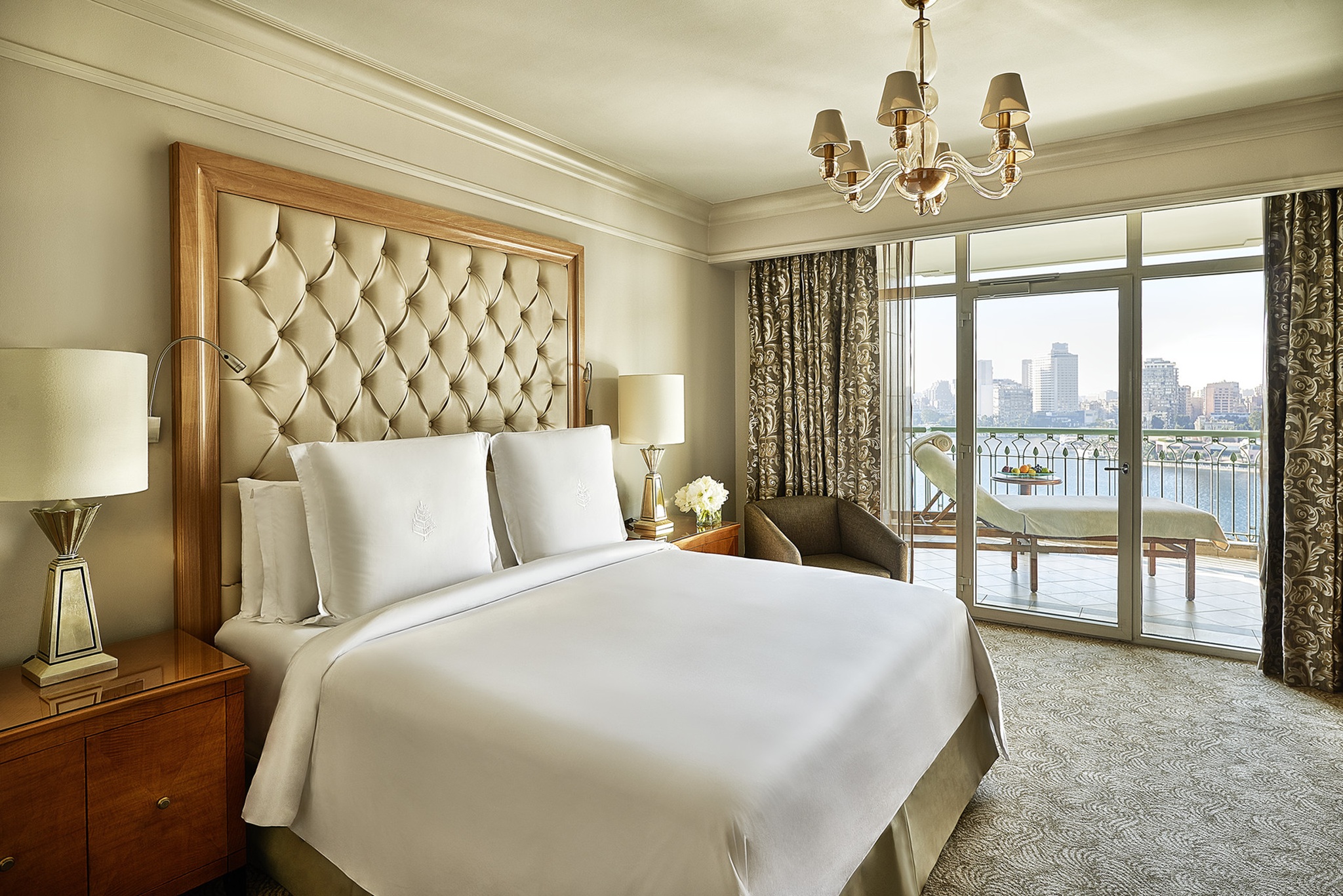 Suite Executive King Bed