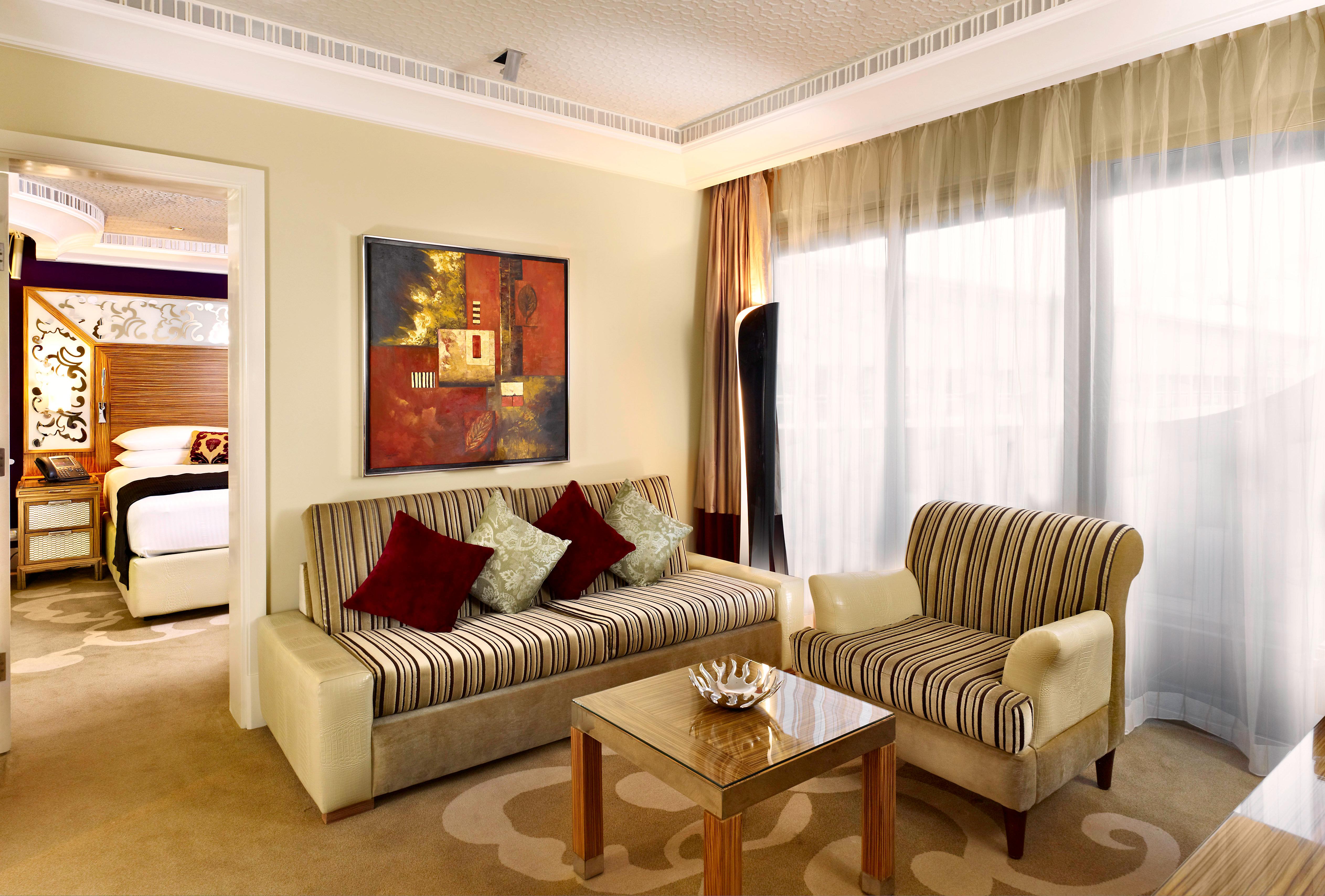 Double Club King Bed