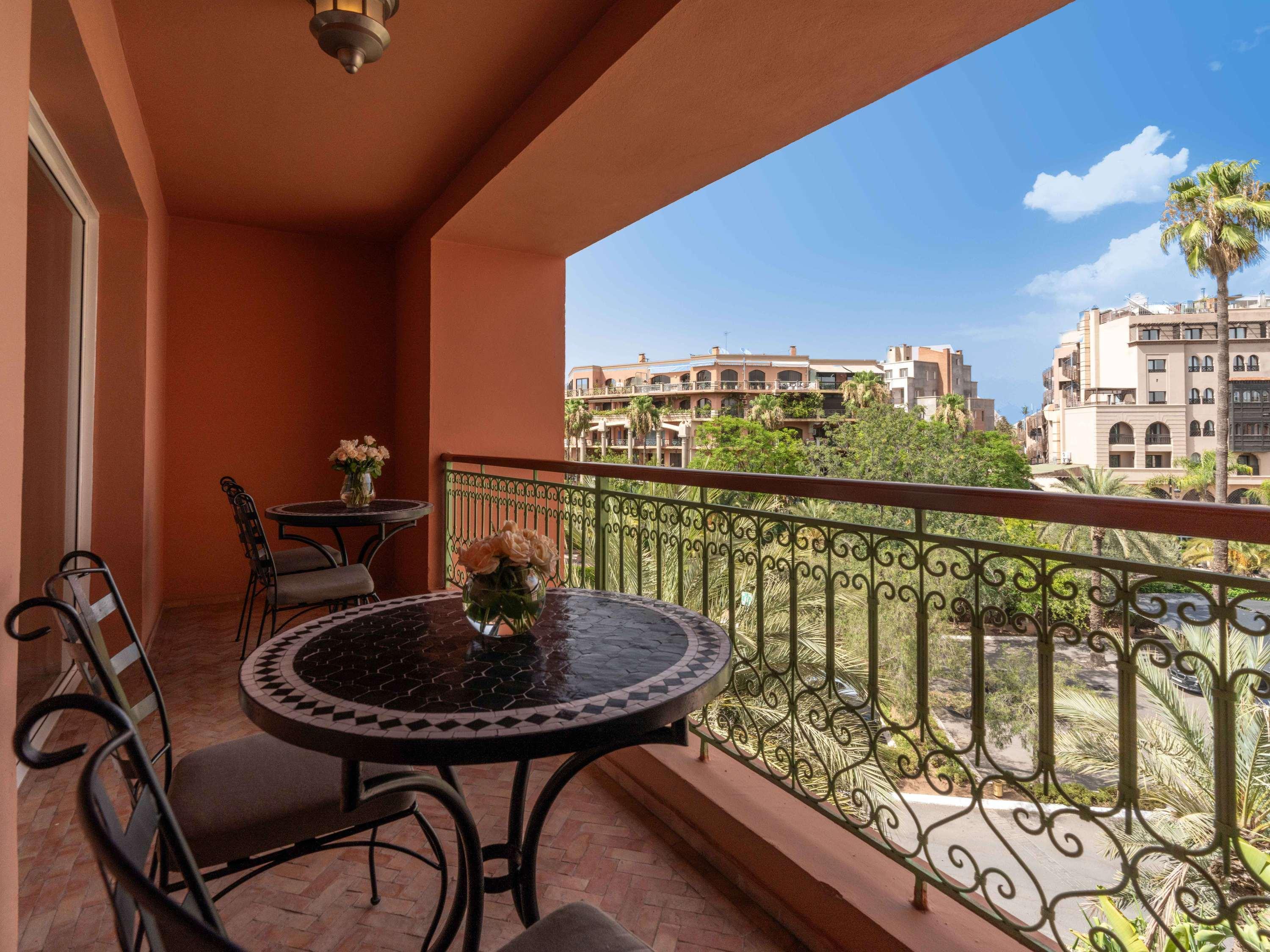 Junior Suite King Size Bed