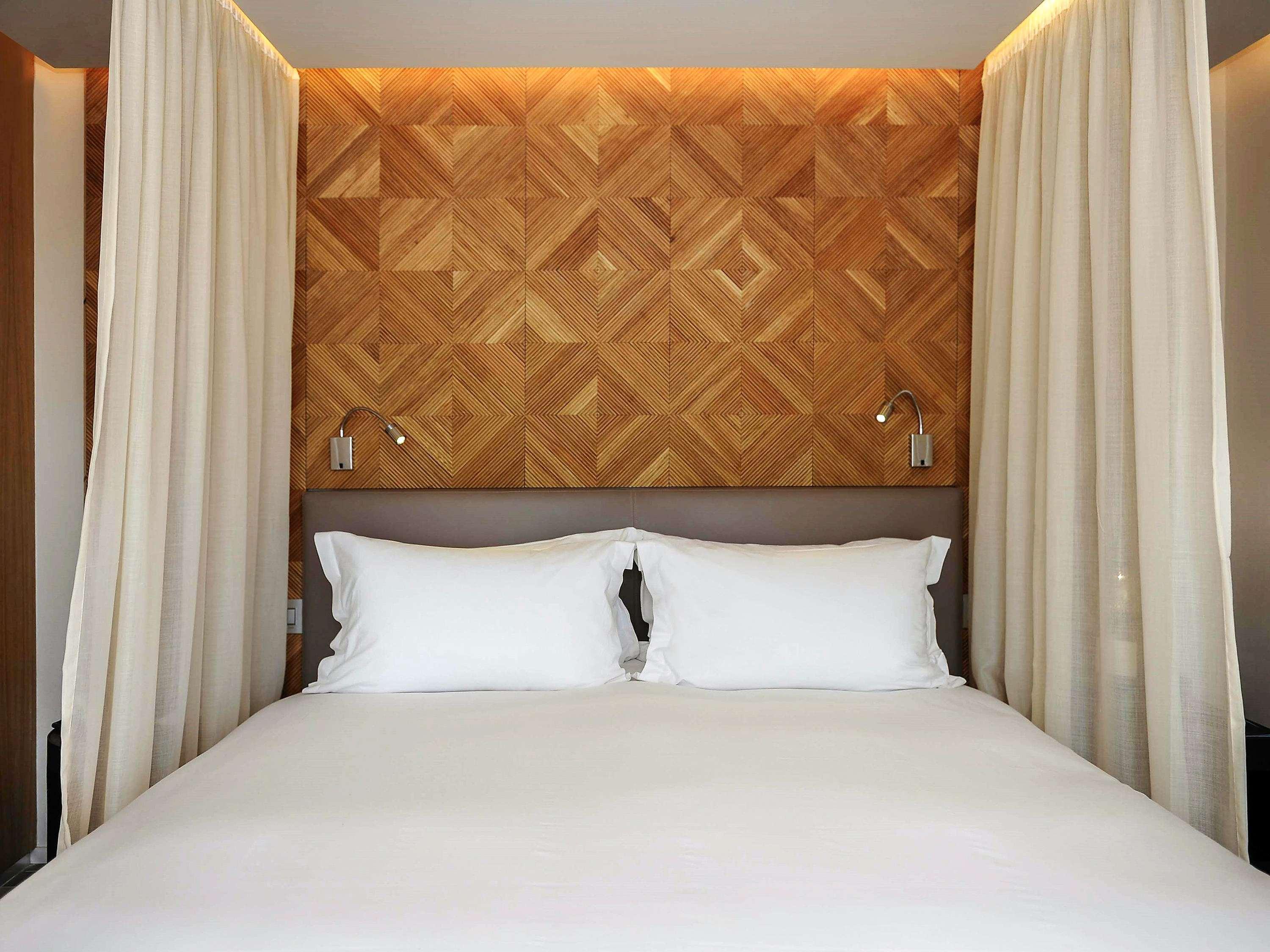 Double Superior King Bed