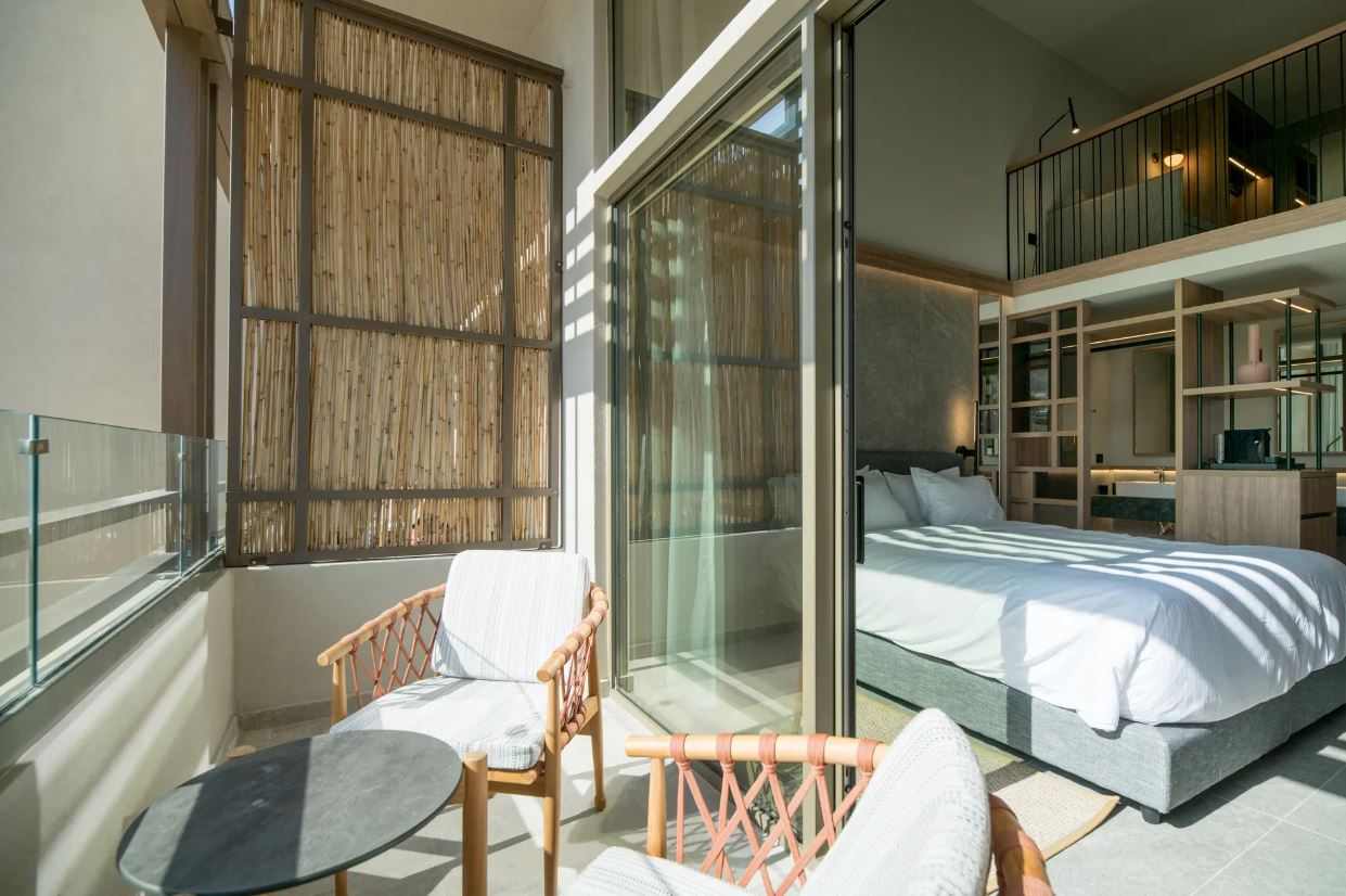 Family Room Garden View