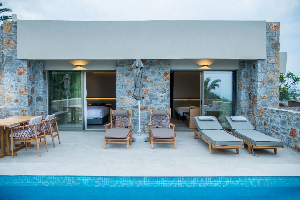 Suite with Private Pool