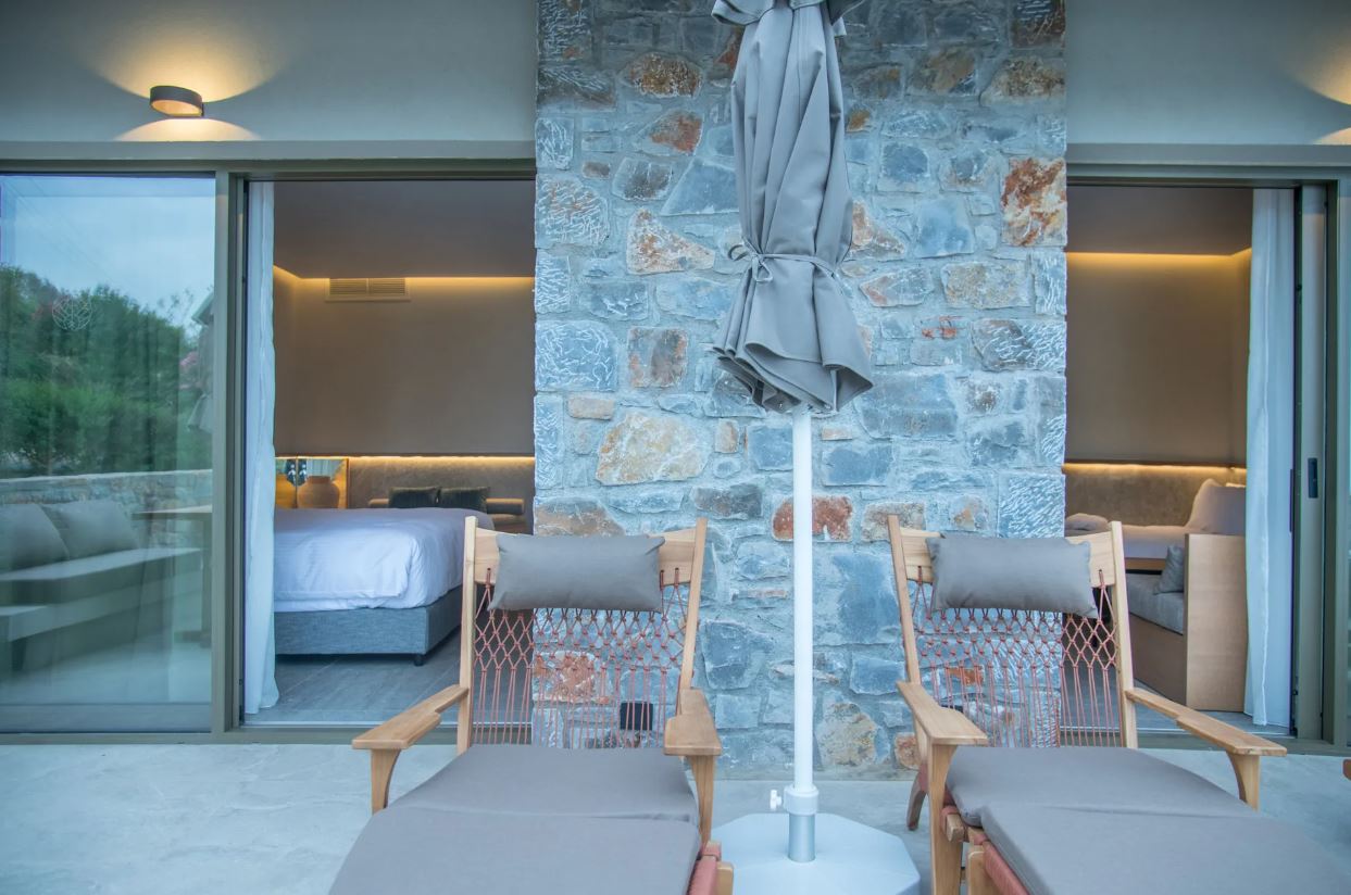 Suite with Private Pool