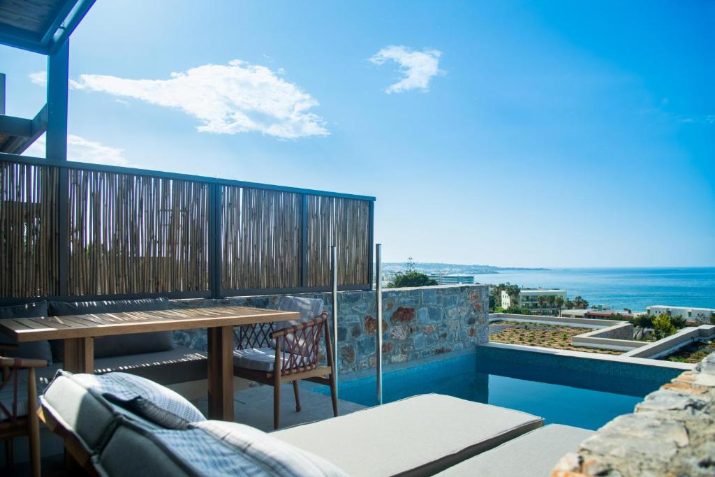 Double with Private Pool