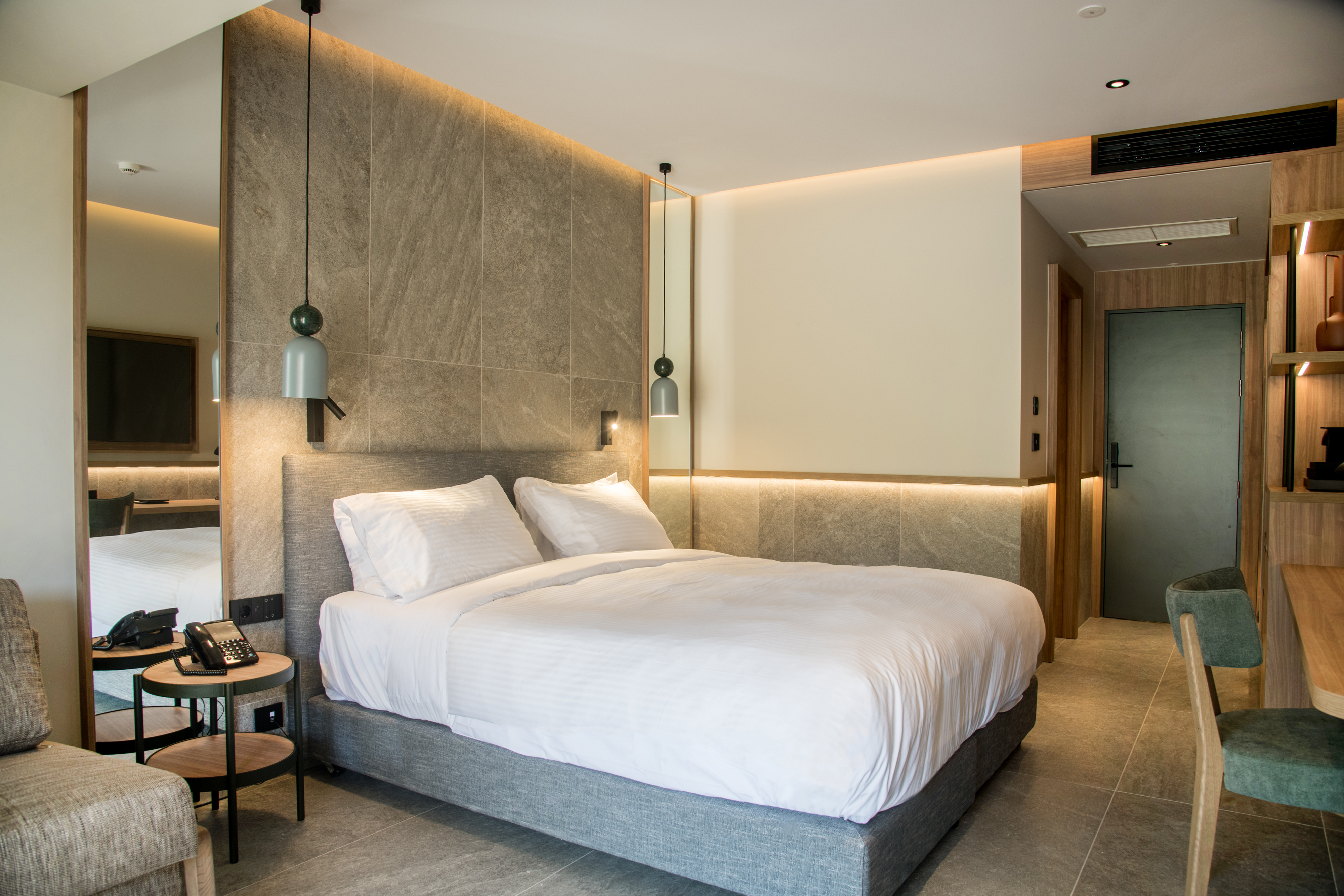 Double with Private Pool