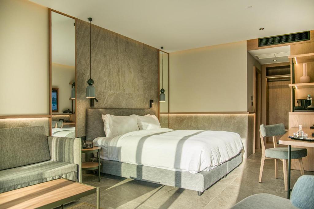 Junior Suite Garden View