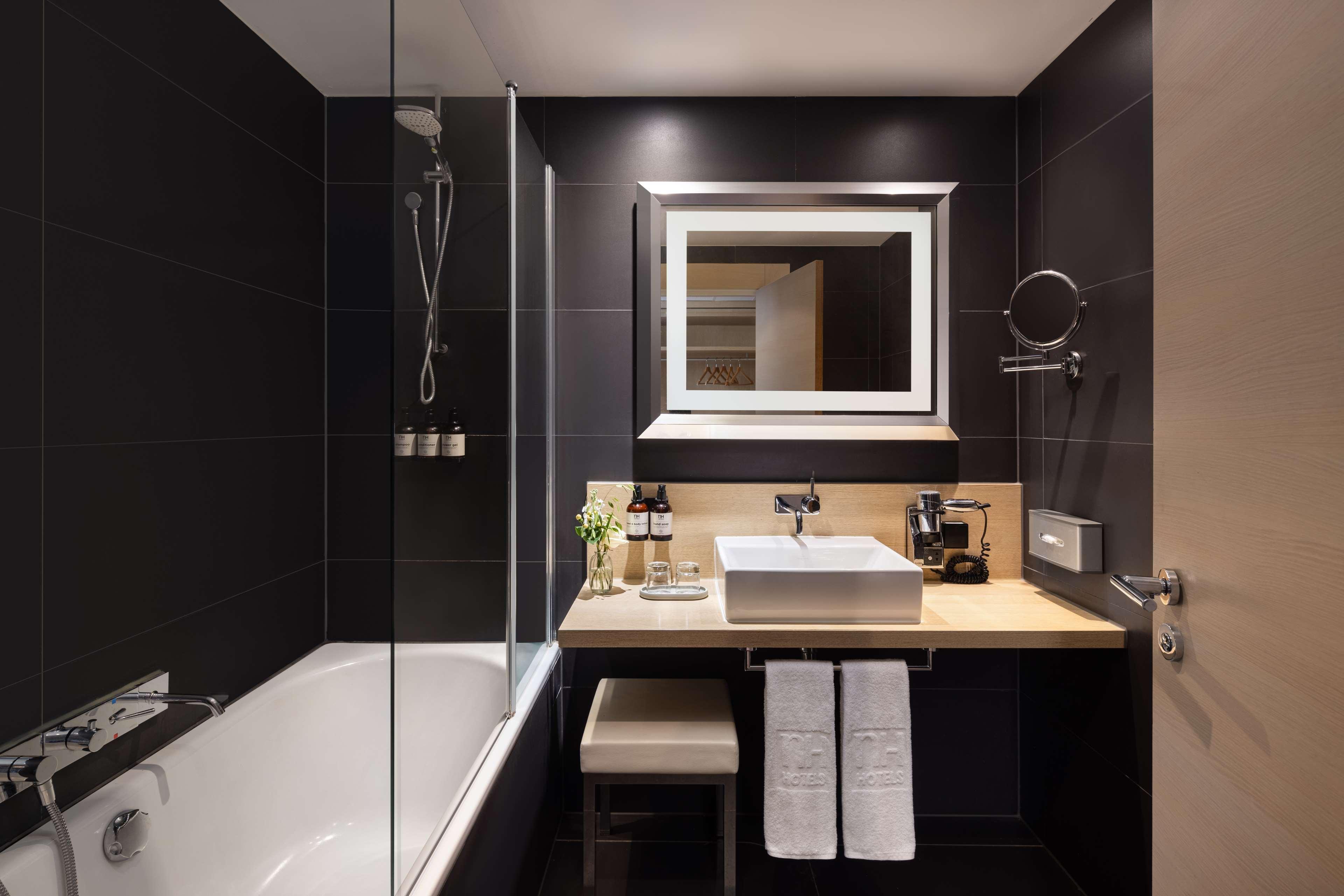 Double or Twin with Views