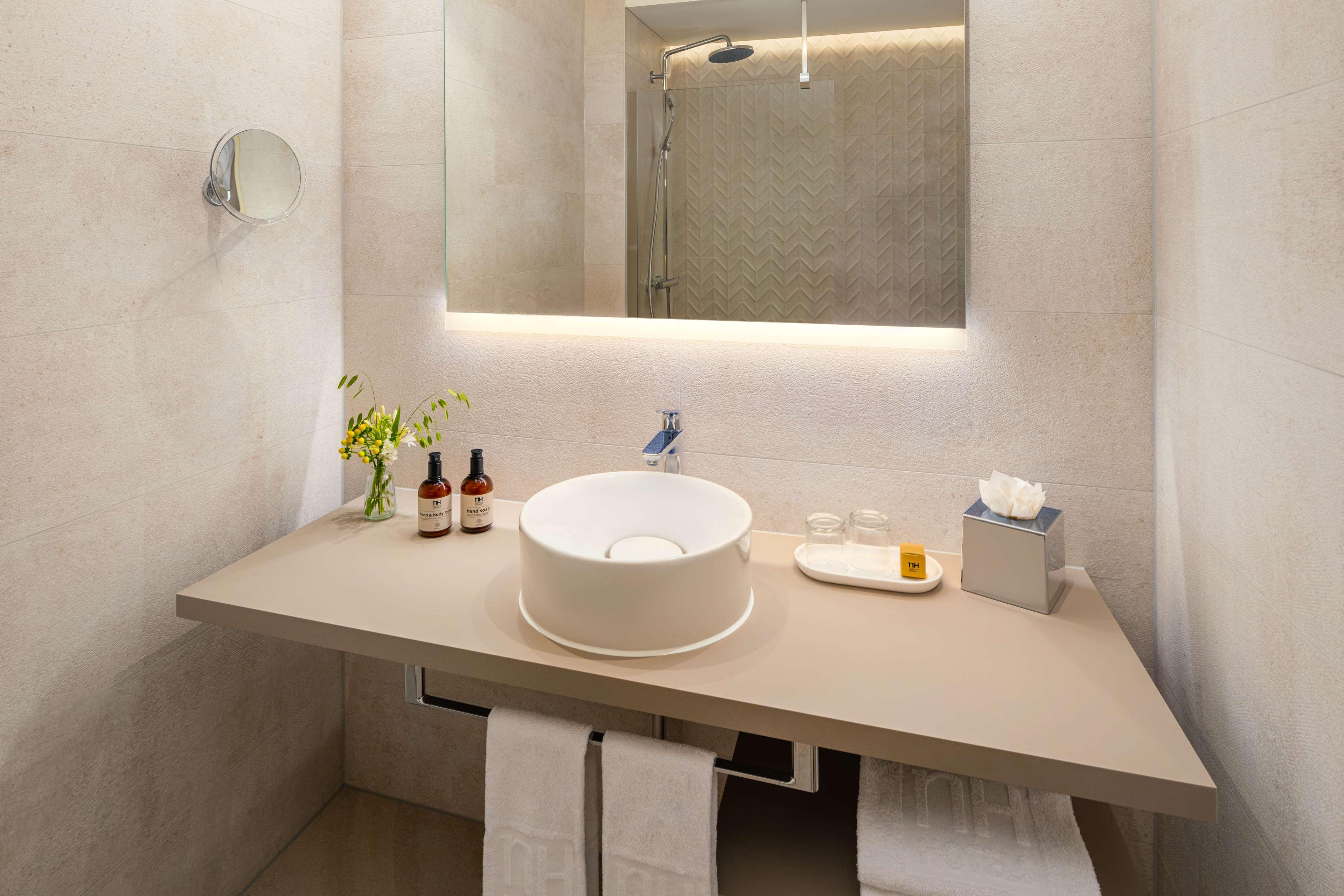 Double Superior with Views