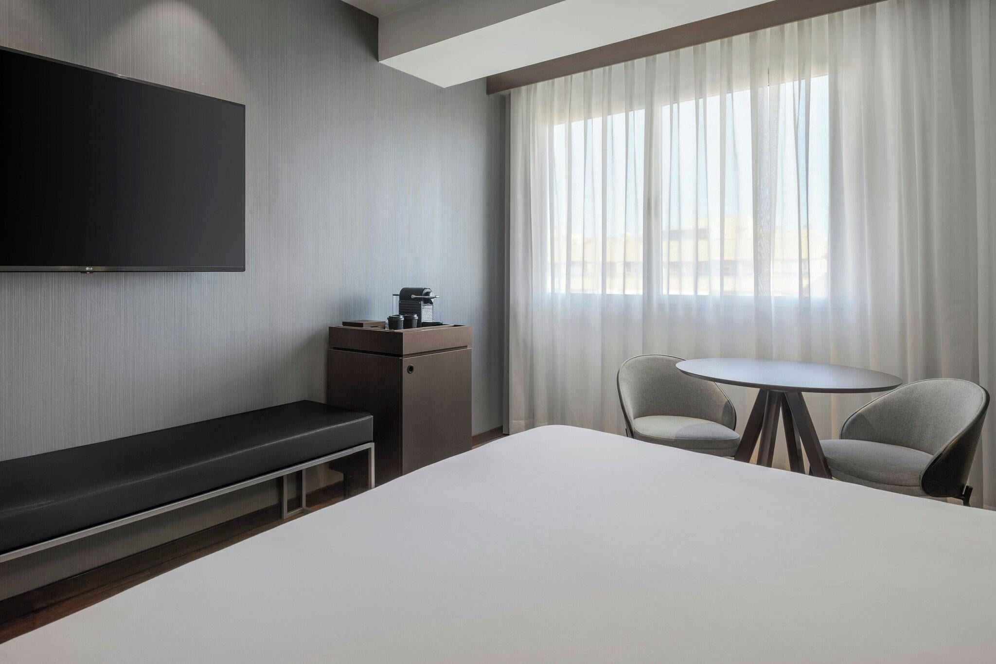 Double King Size Bed