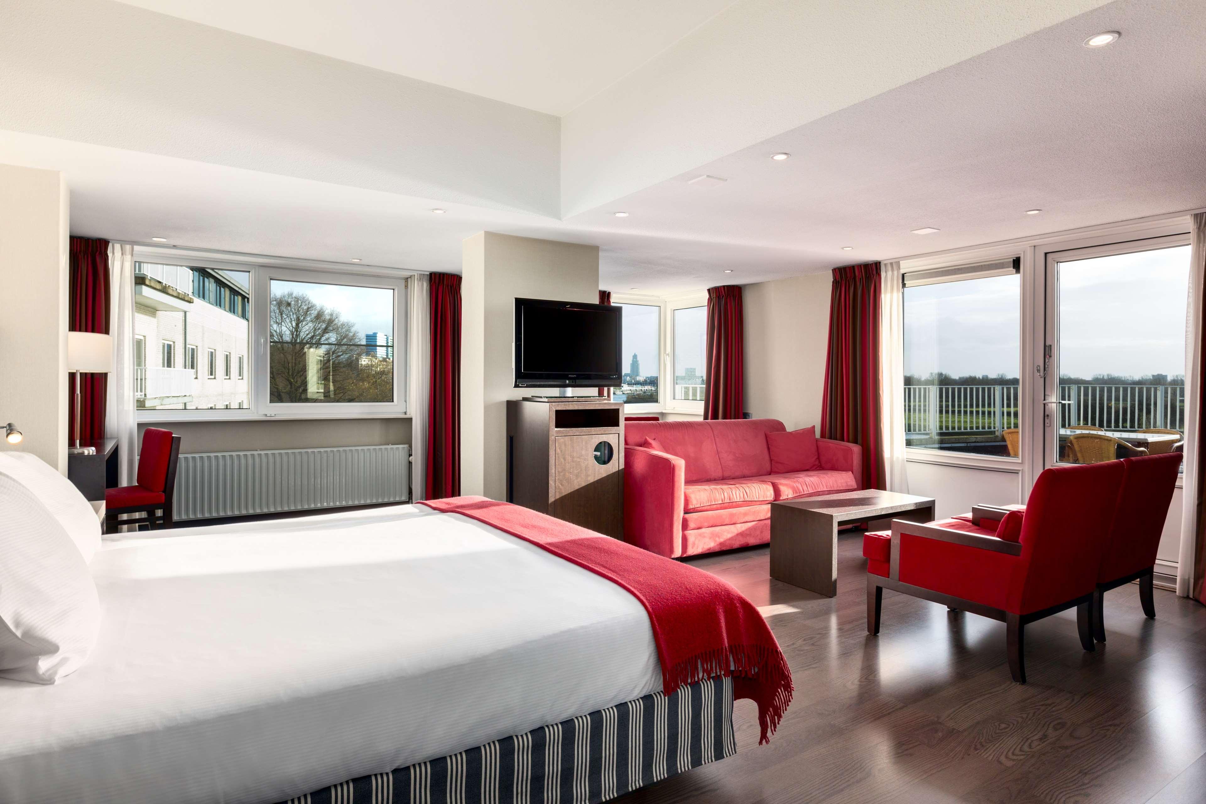 Junior Suite with Views