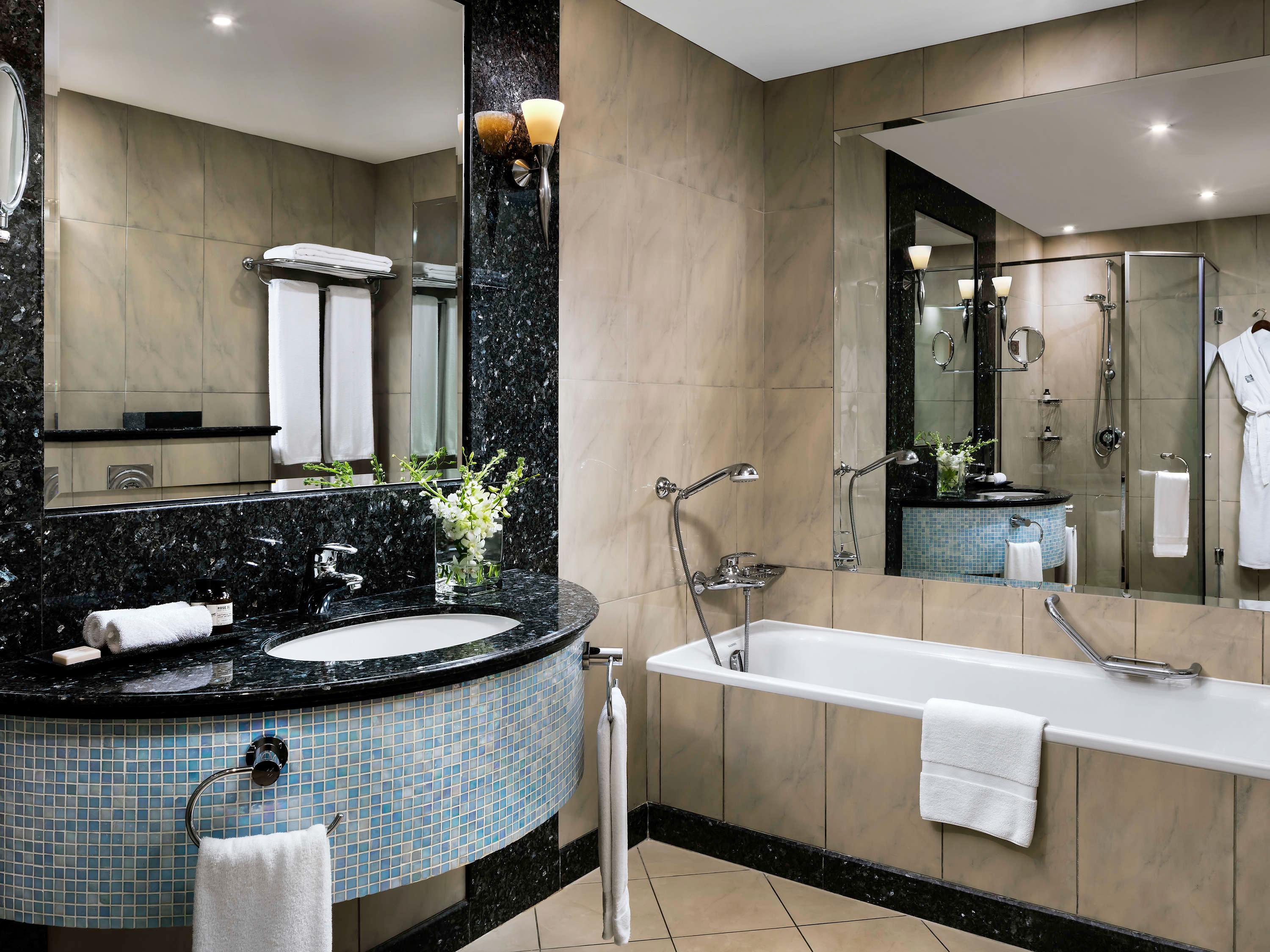 Double Deluxe with Views