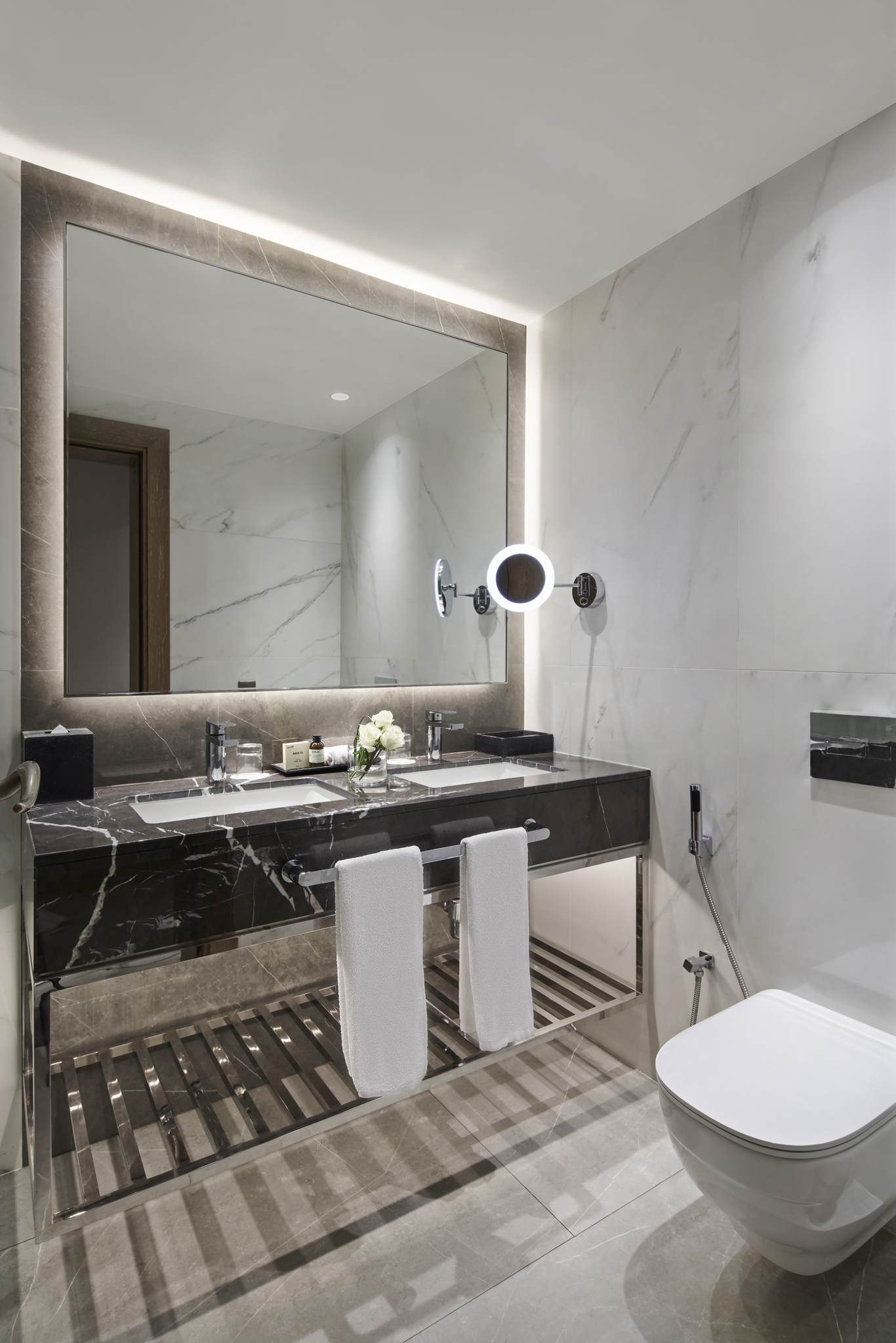 Junior Suite King Size Bed