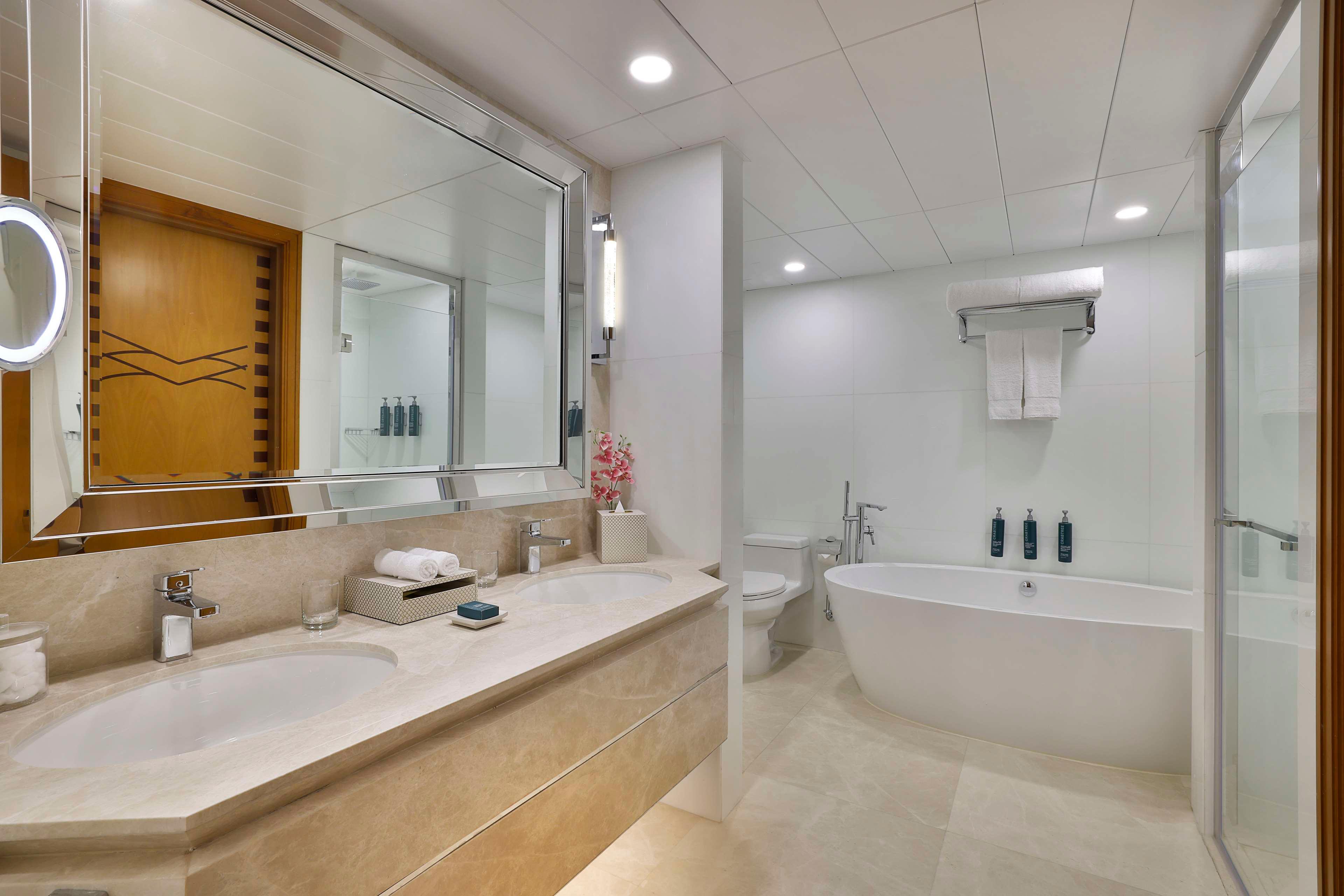 Suite Executive King Bed