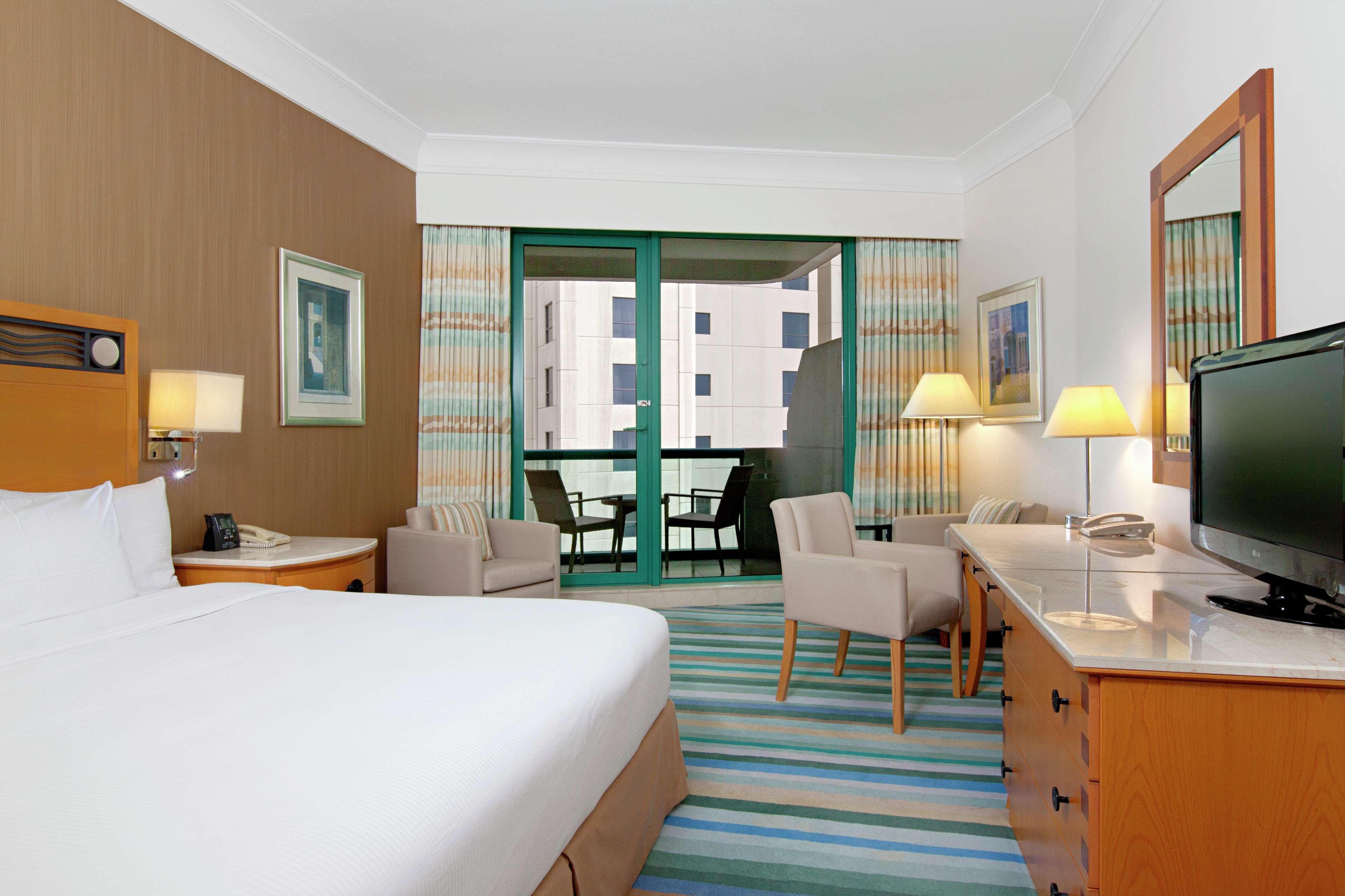 Suite Sea View King Bed