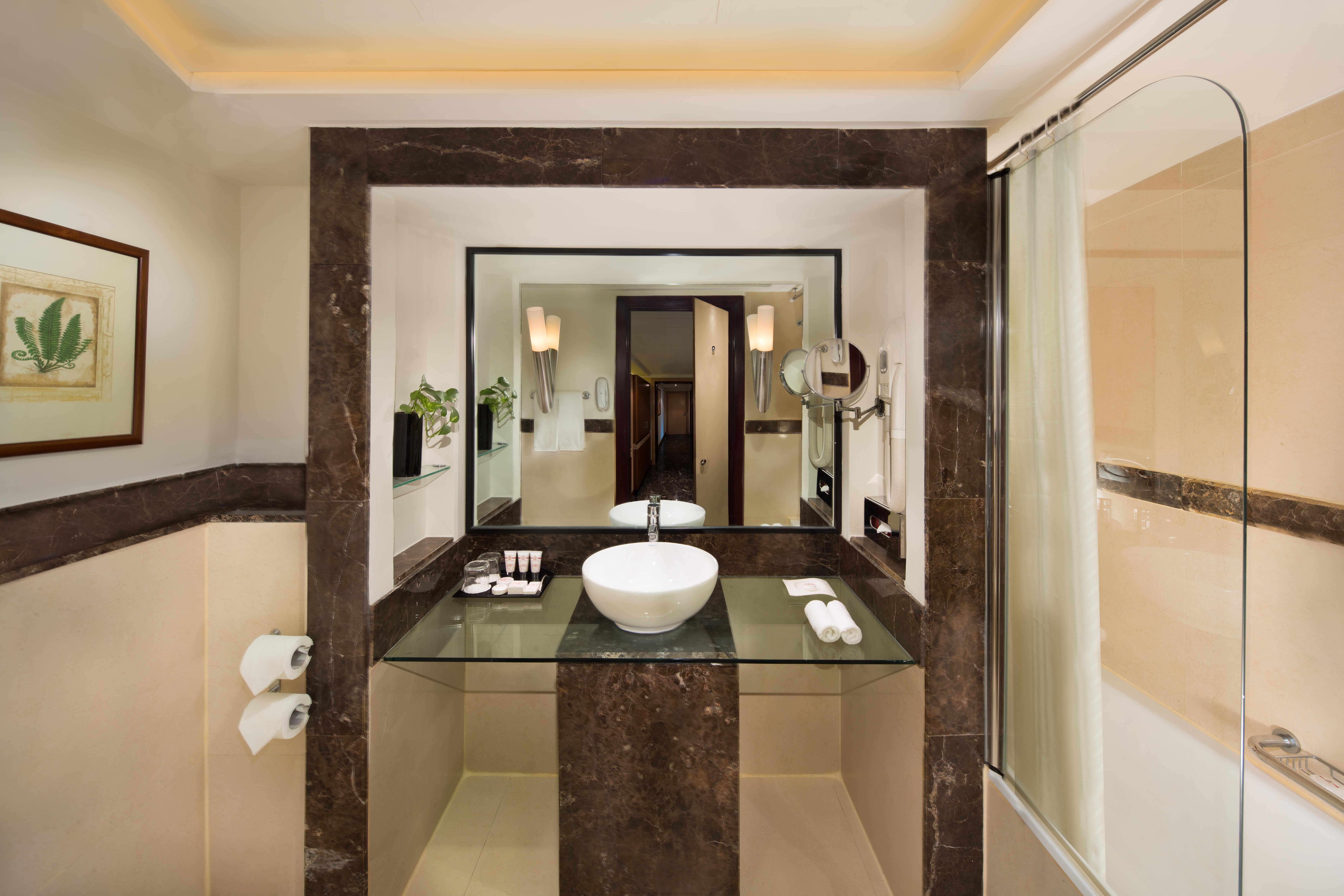 Double or Twin Deluxe