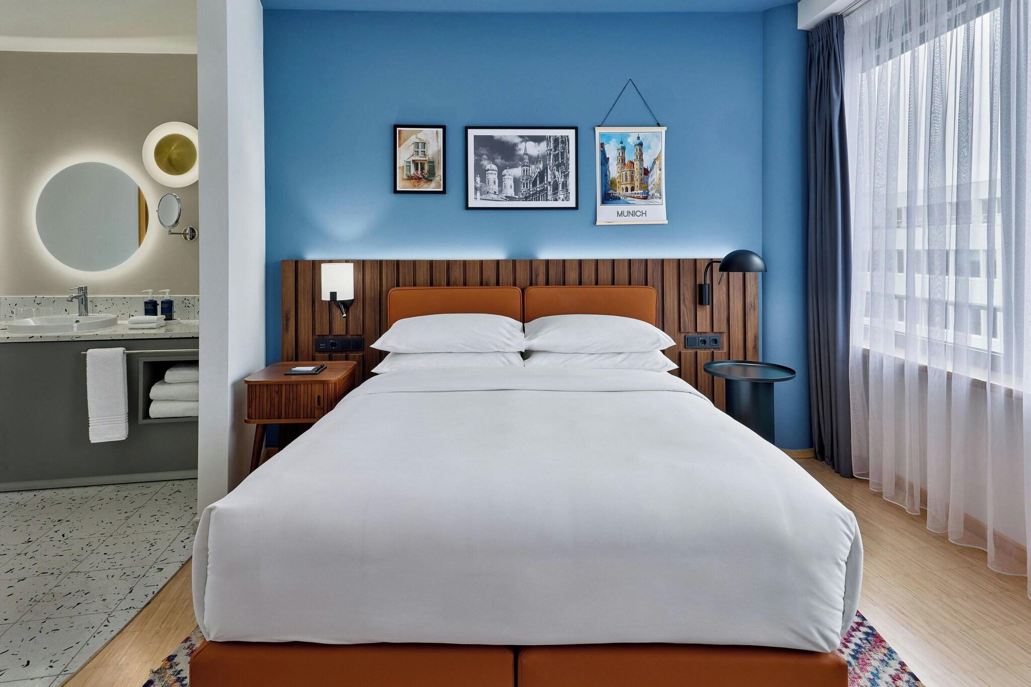 Double Queen Size Bed