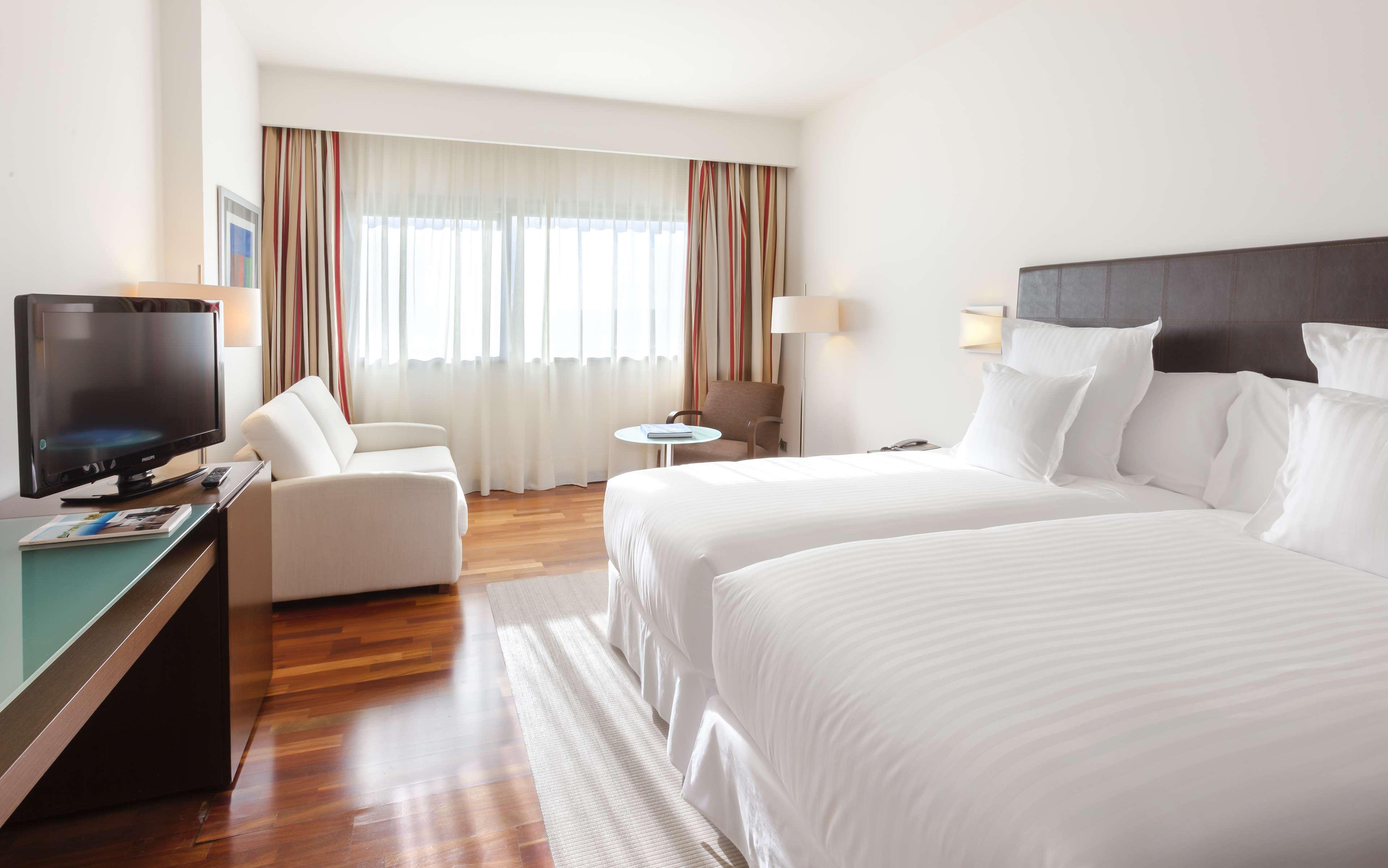 Family Room Superior