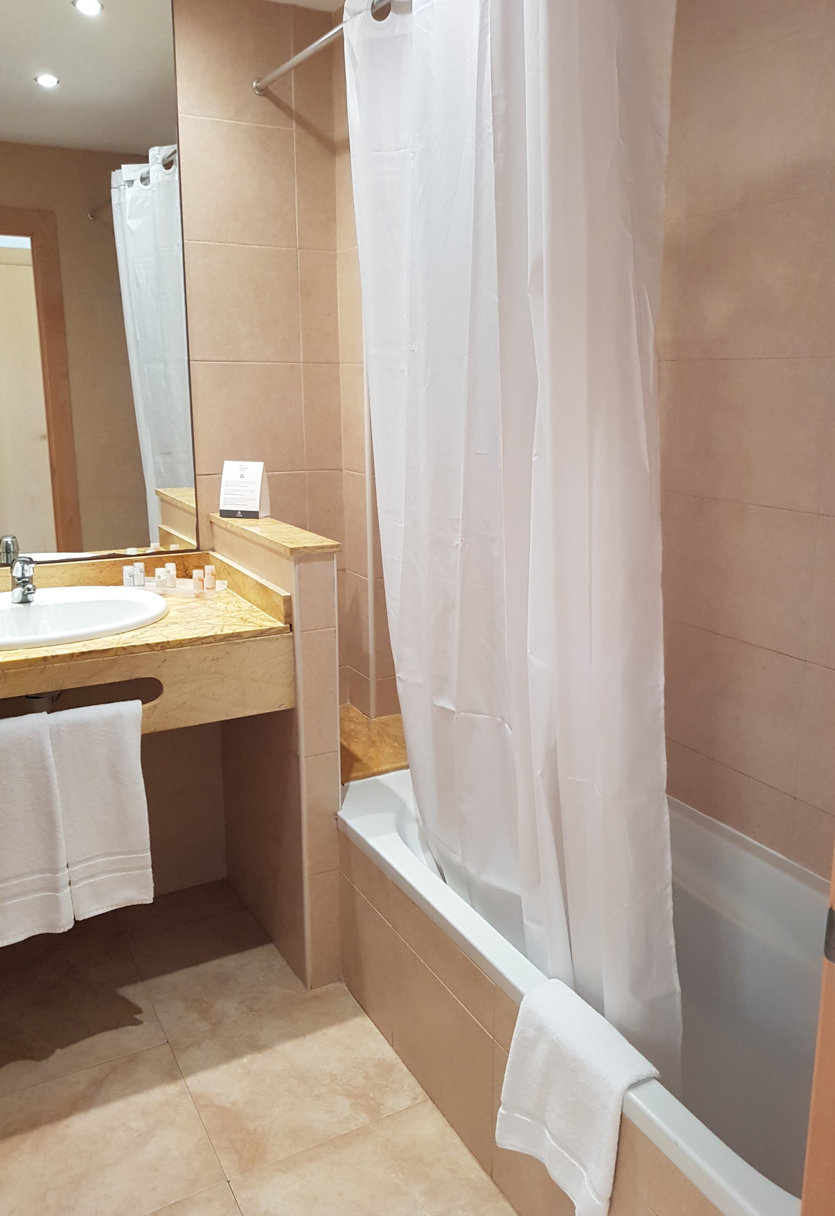 Double or Twin Standard