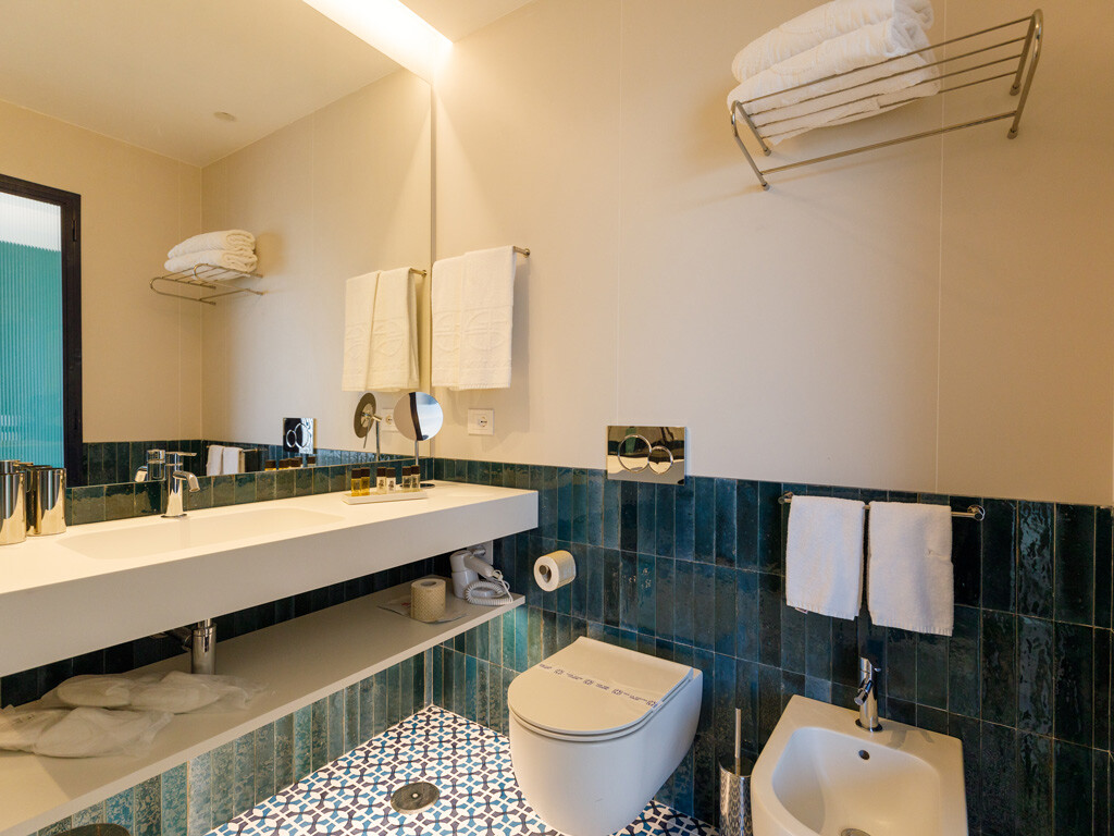 Double or Twin Deluxe