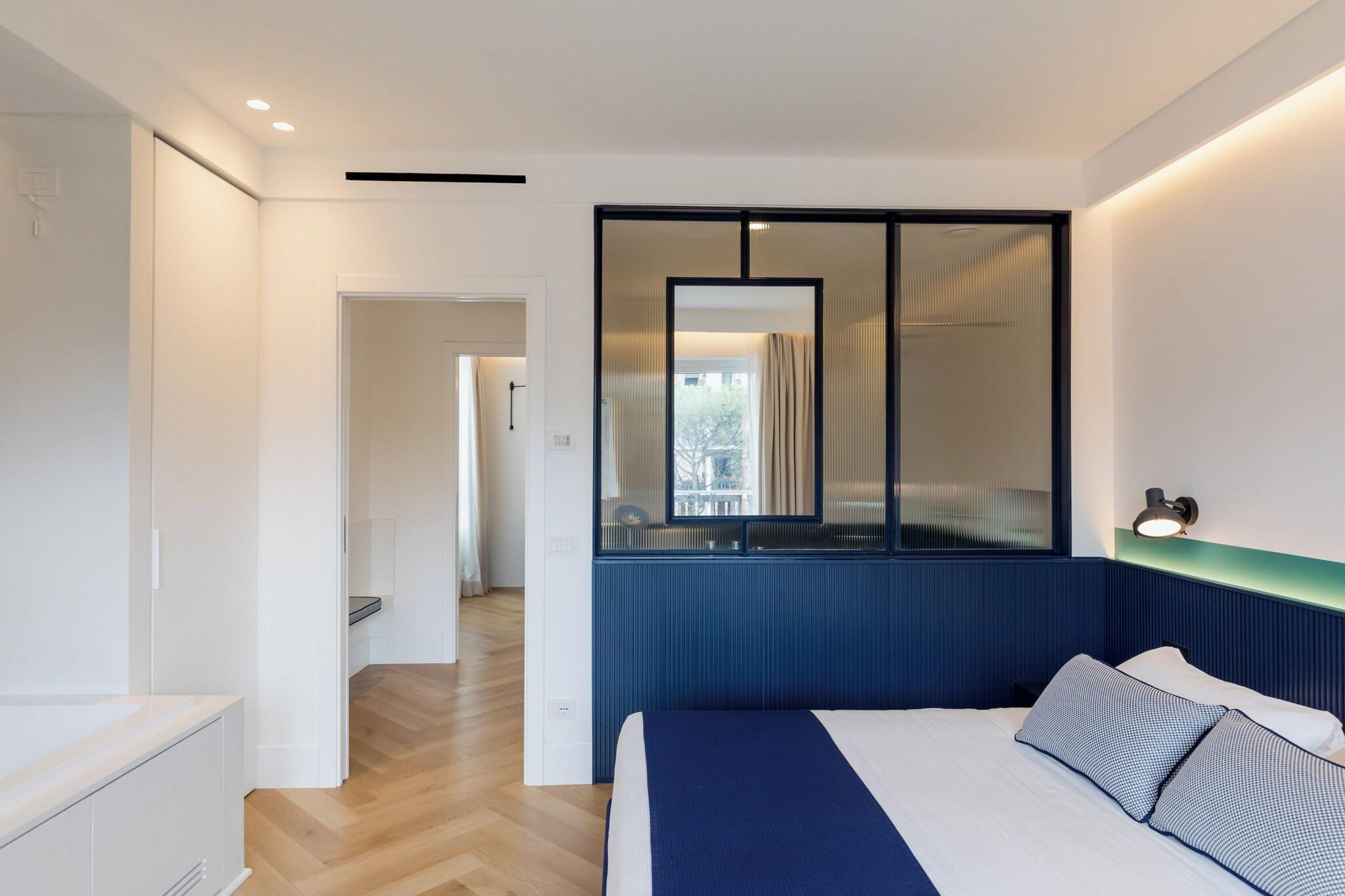 Suite Queen Size Bed