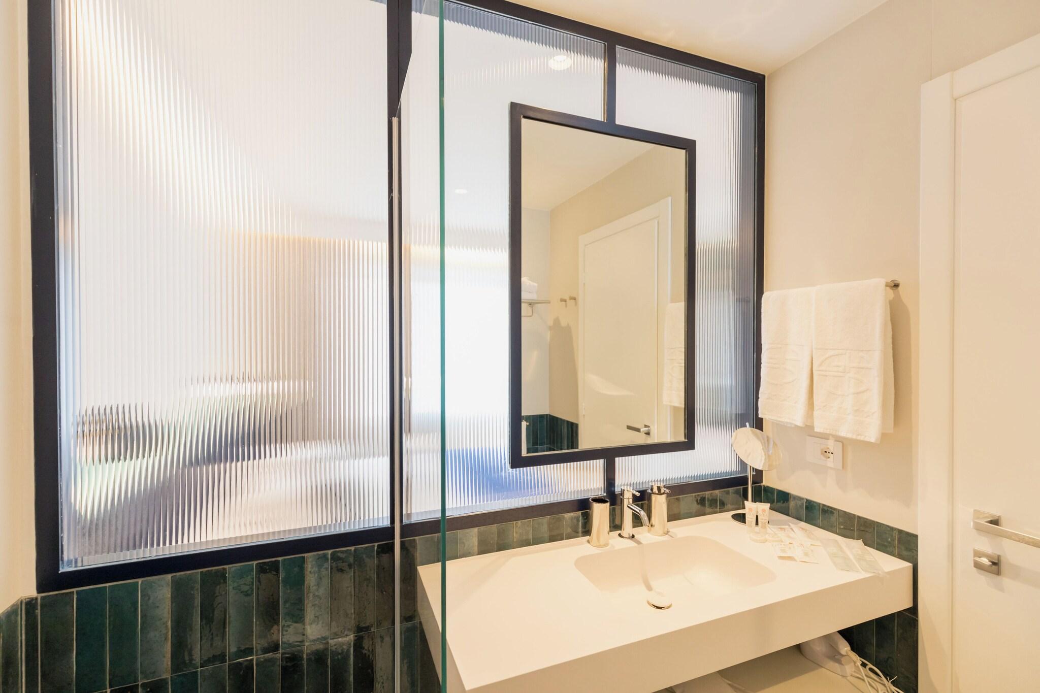 Suite Queen Size Bed