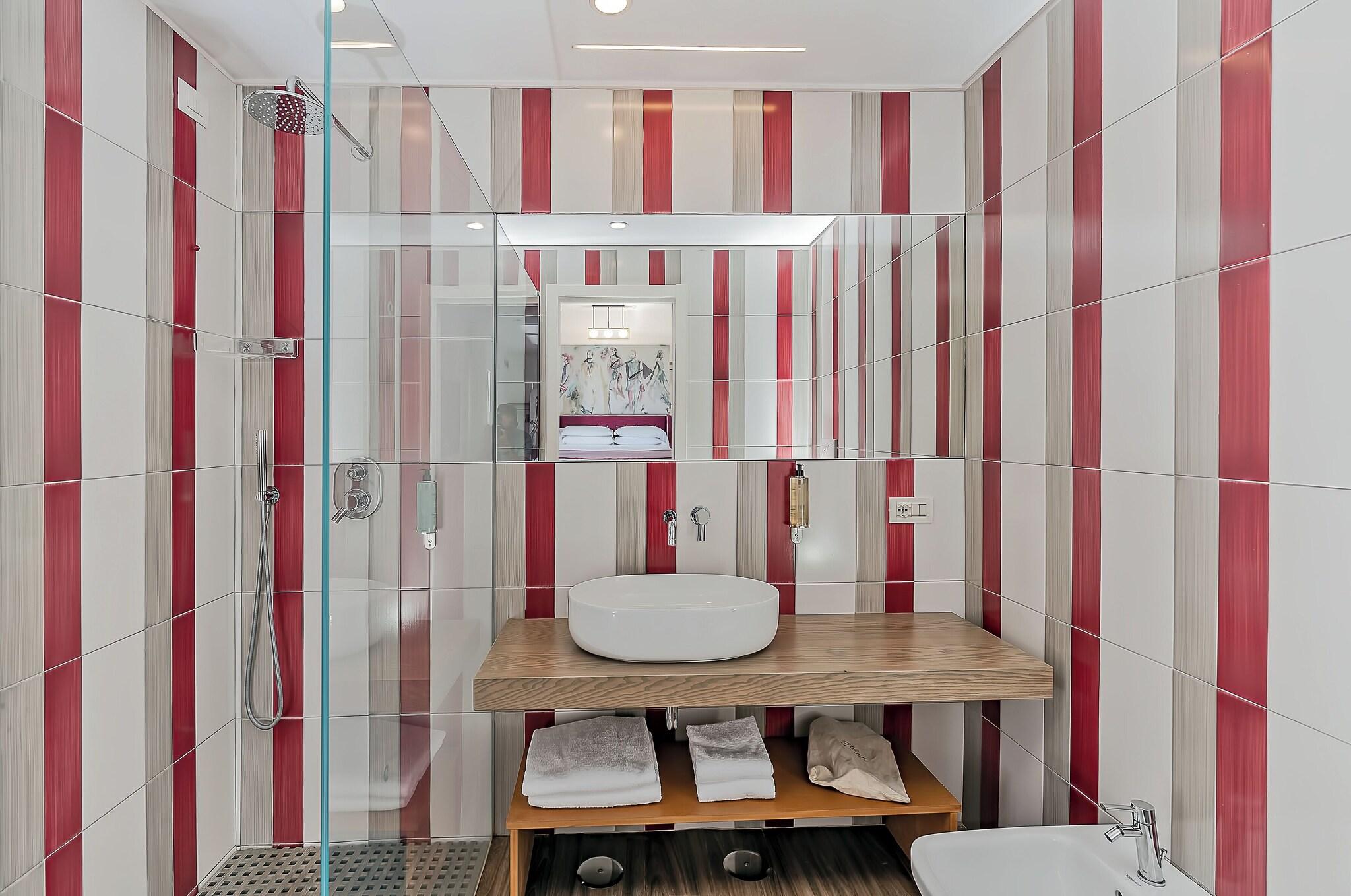 Double Superior Queen Bed