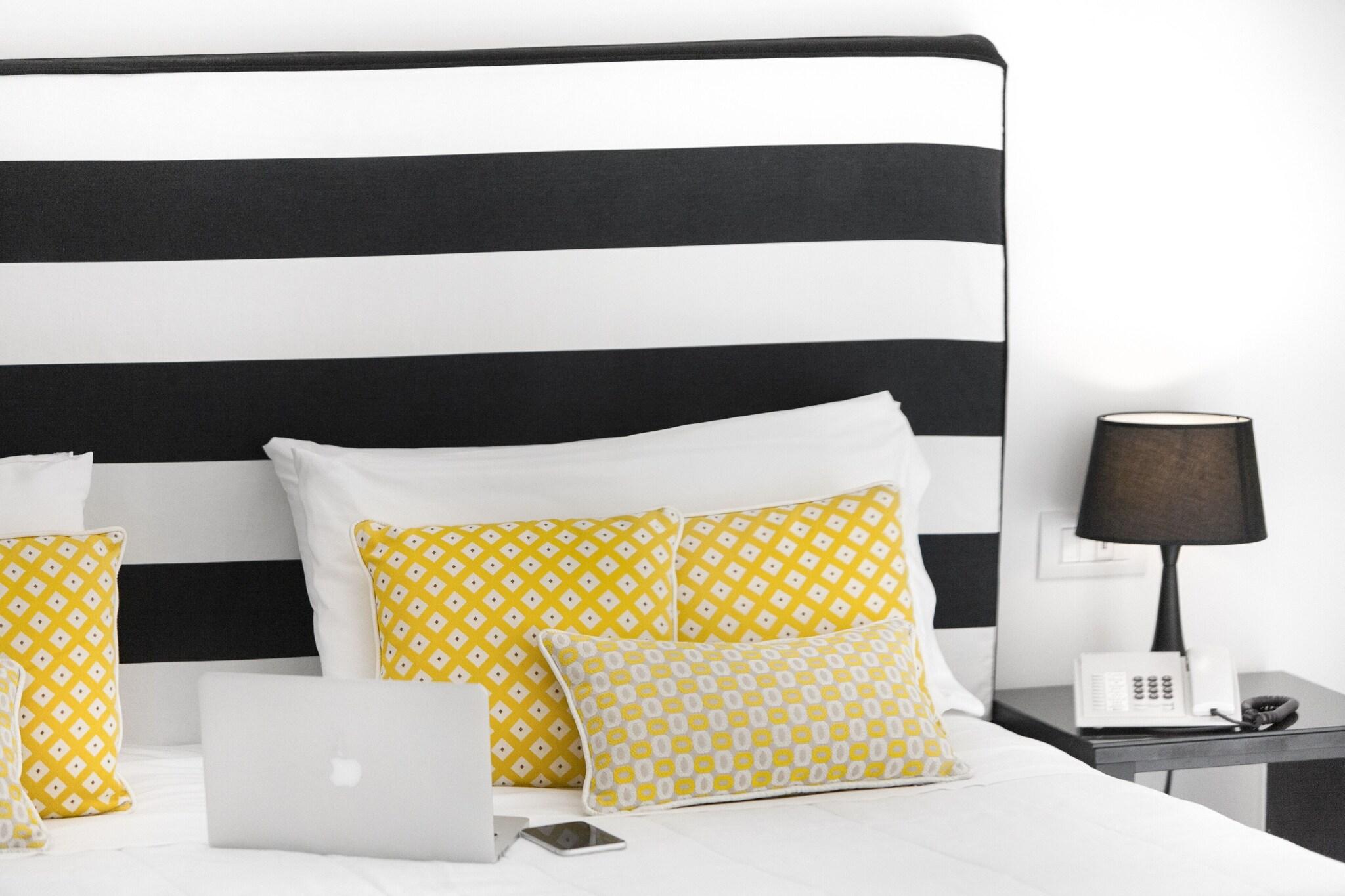 Twin Deluxe Sea View