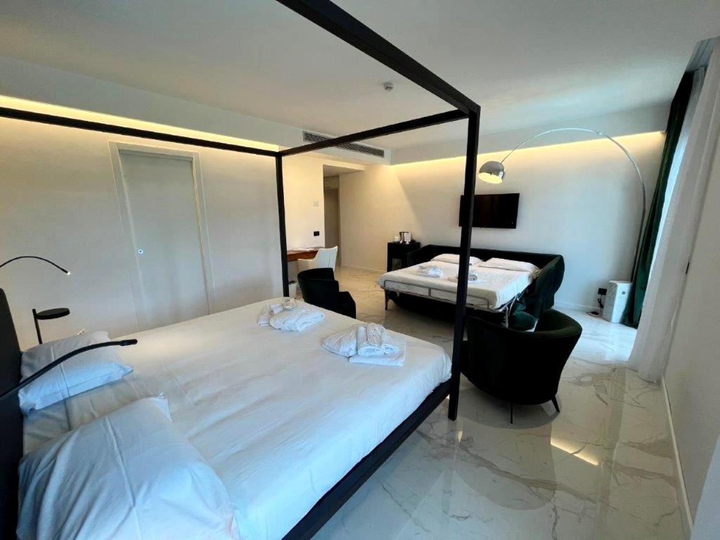 Junior Suite Pool View