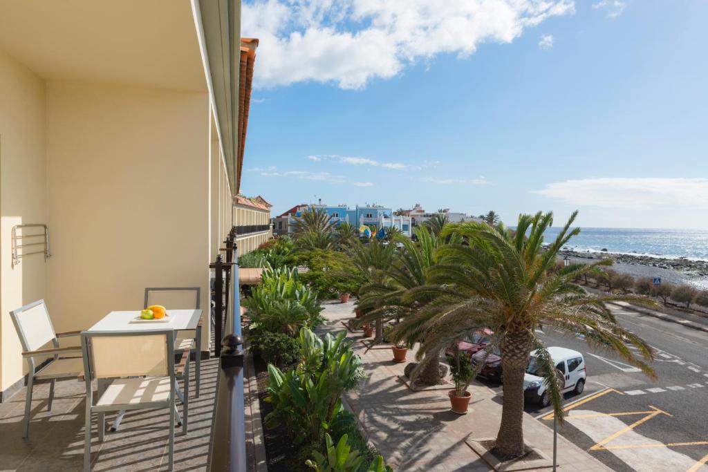 Double Single Sea View