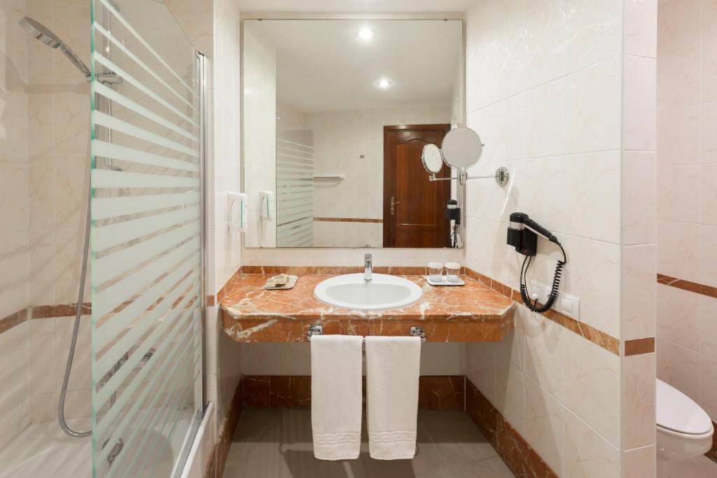 Double or Twin Sea View