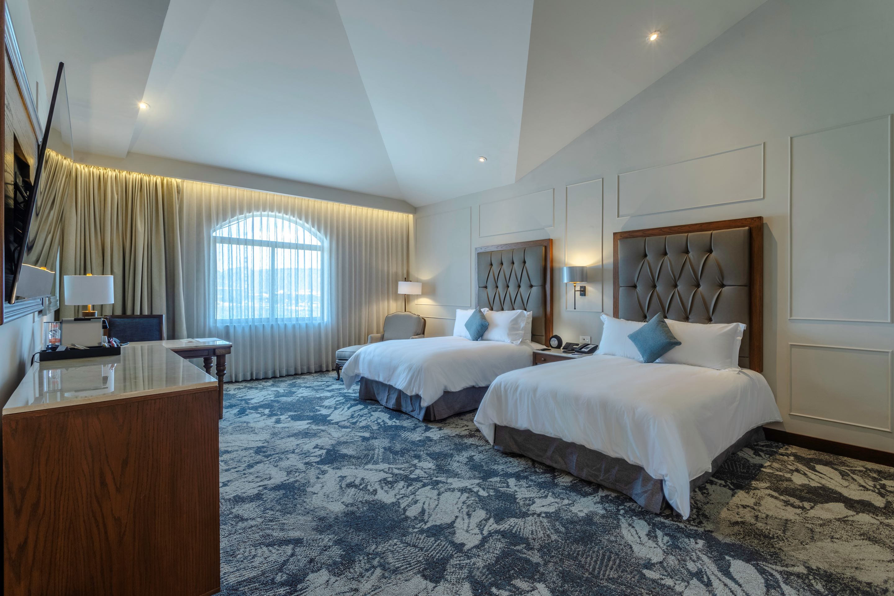 Suite Two Double Beds Non Smoking