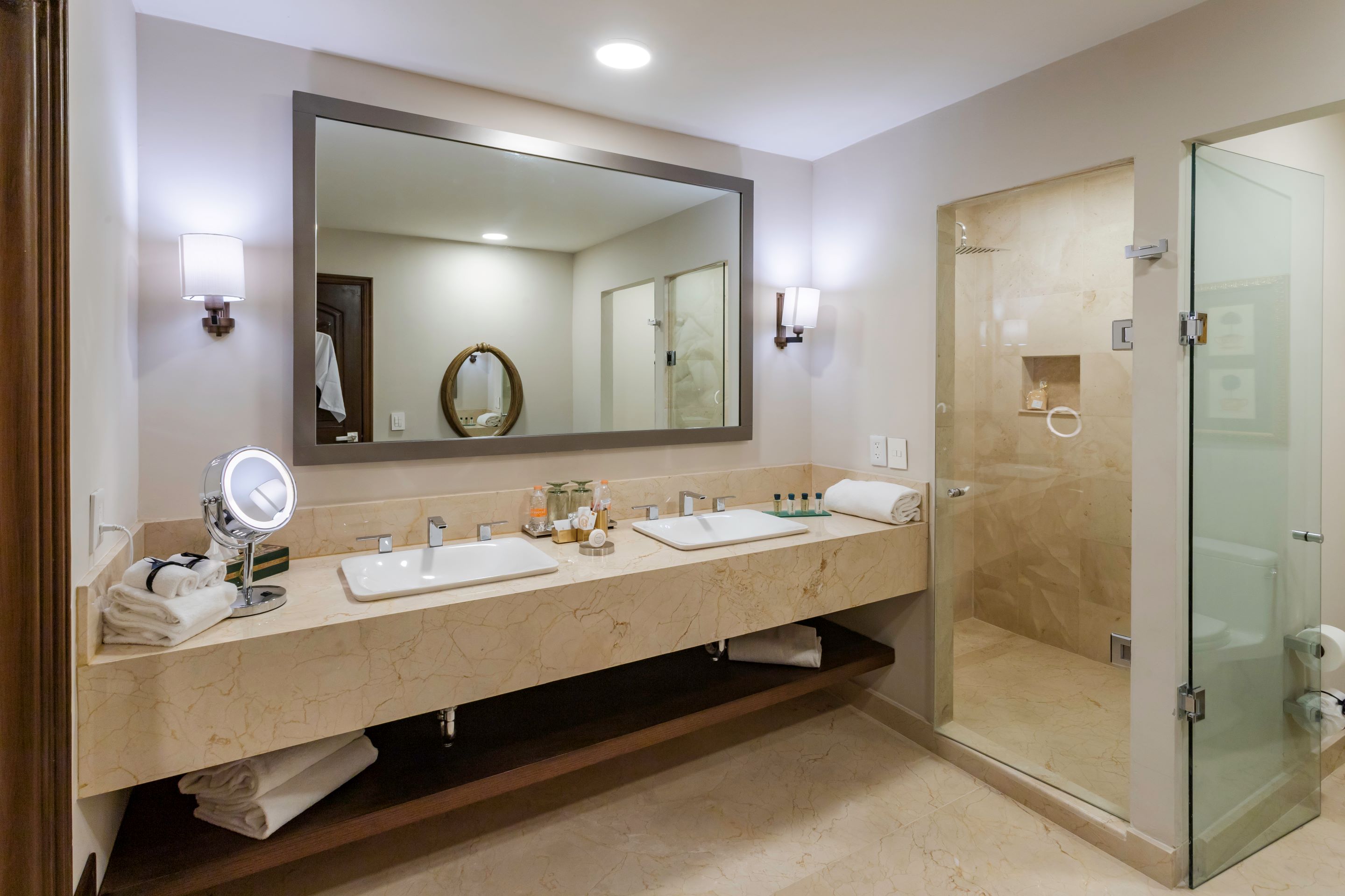 Suite Superior Two Double Beds