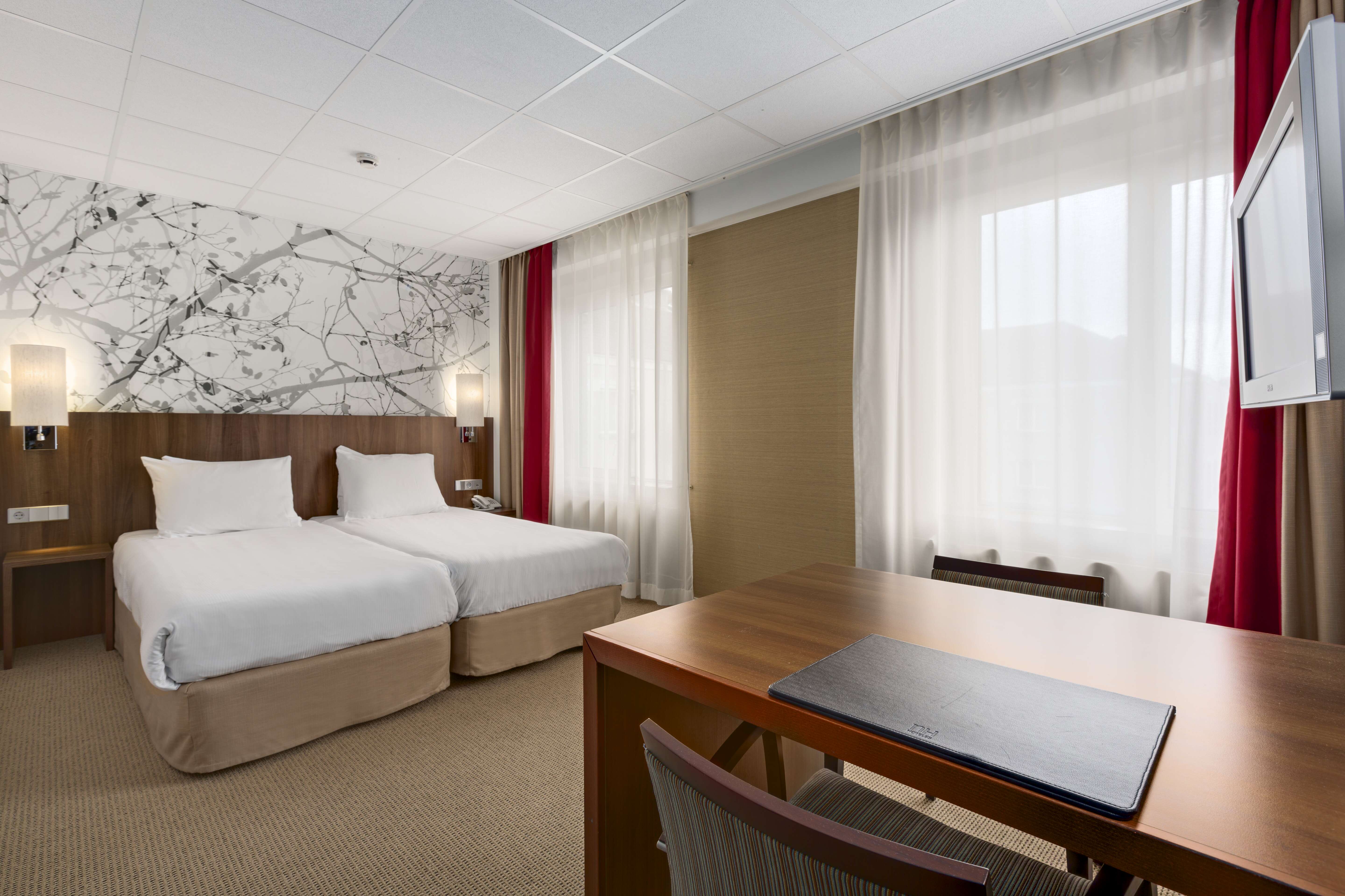 Family Room Connecting Room