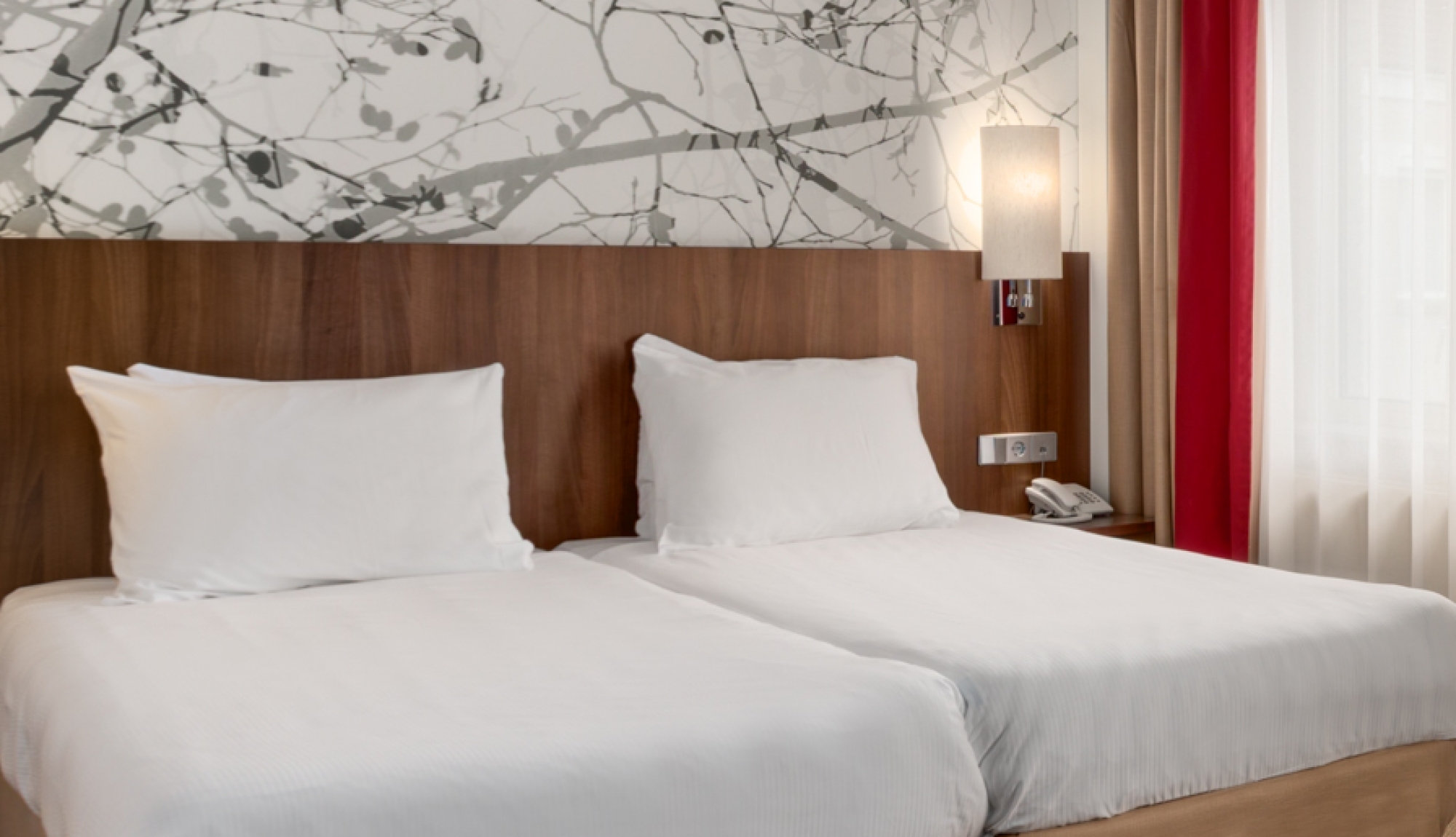 Double Superior King Bed