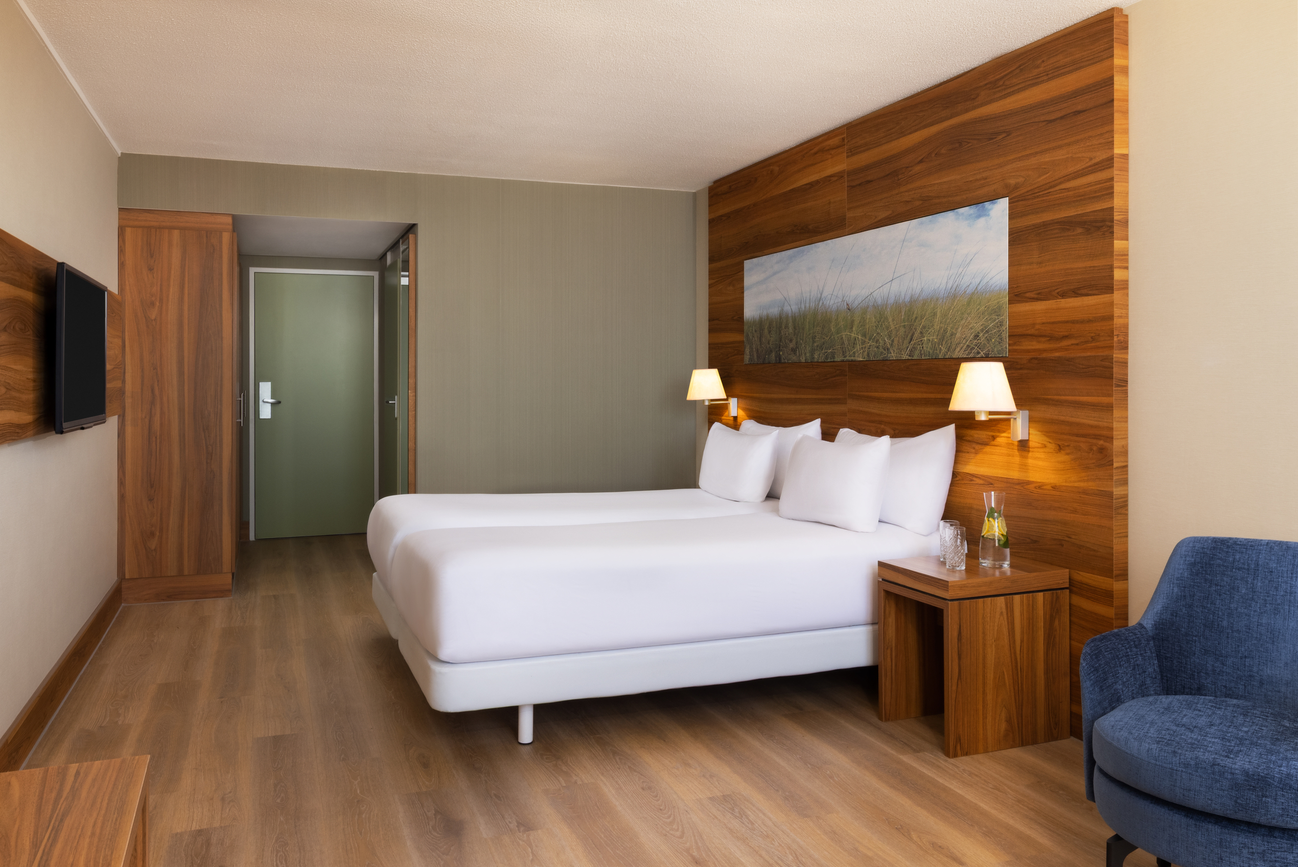 Double Superior with Views