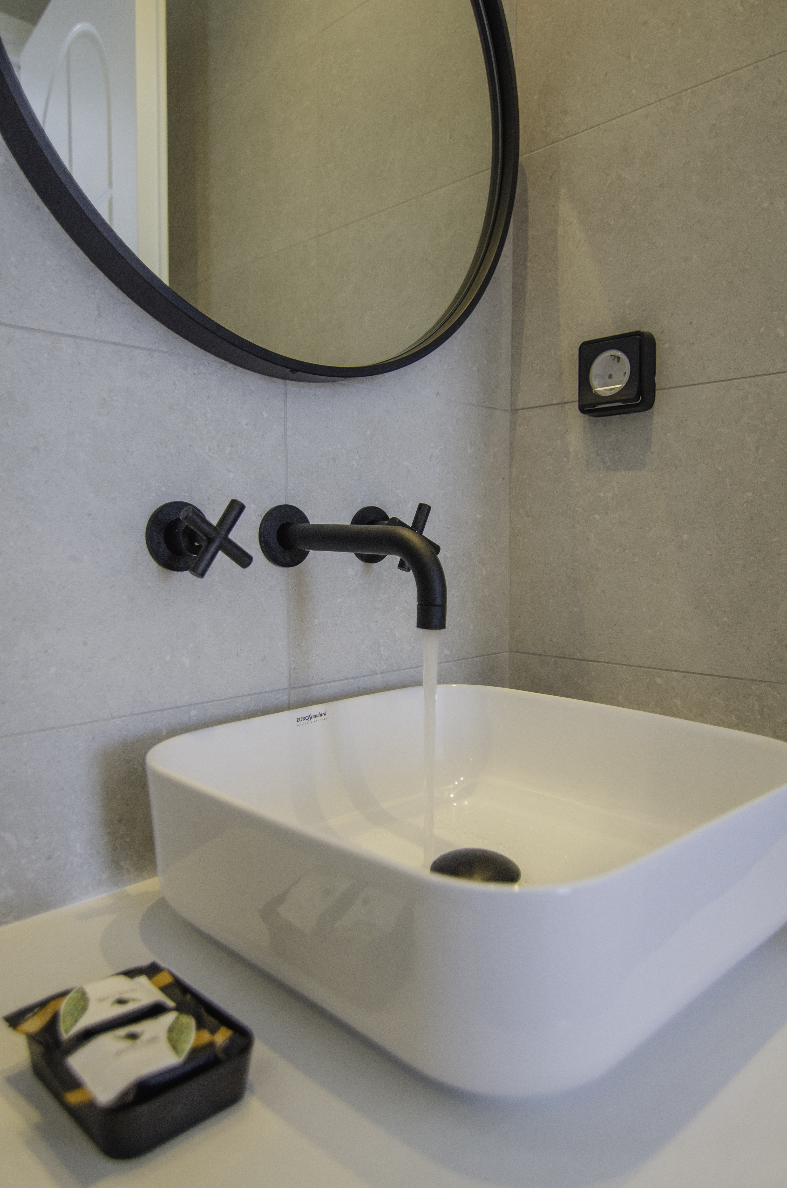 Double or Twin Standard