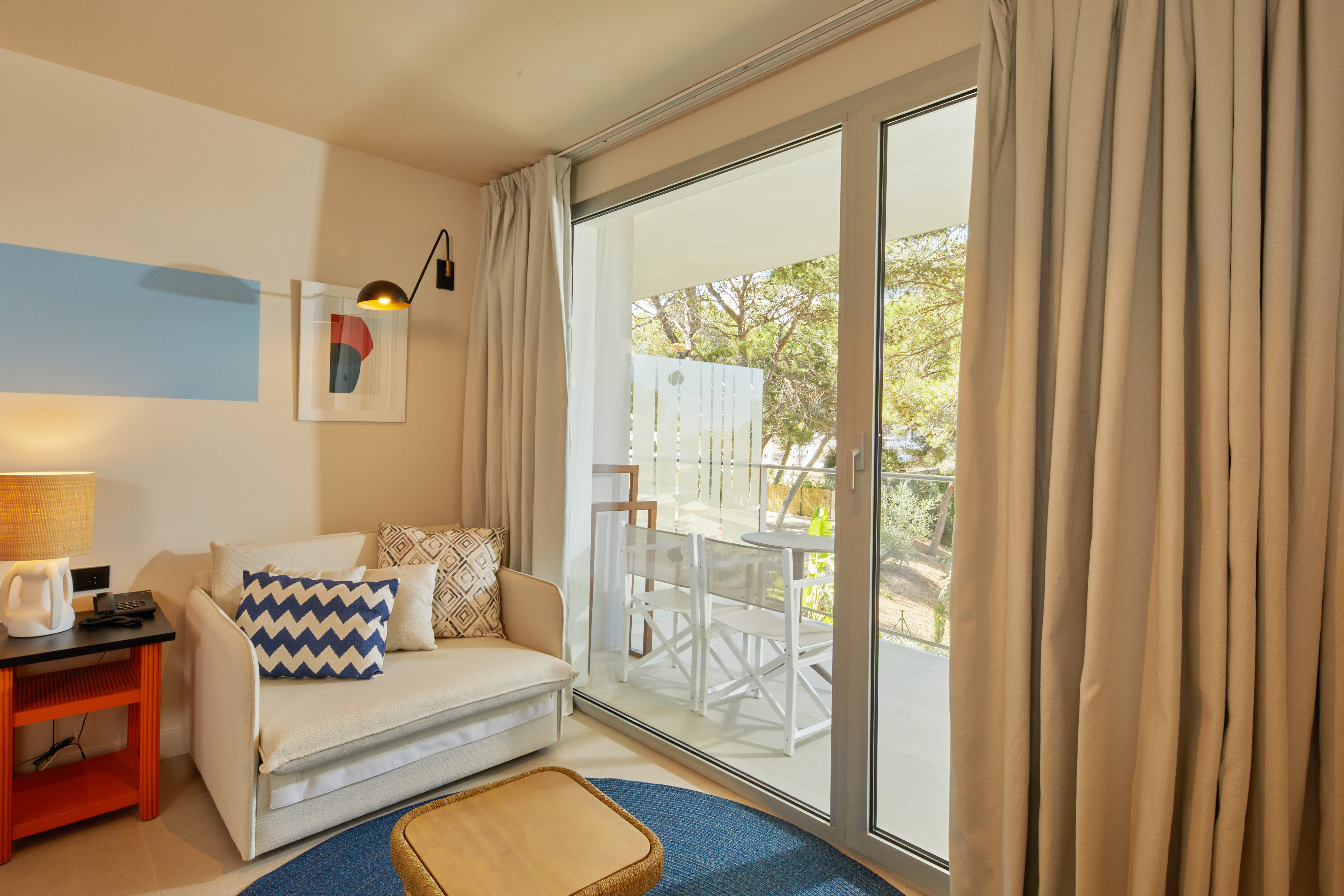 Double or Twin Deluxe